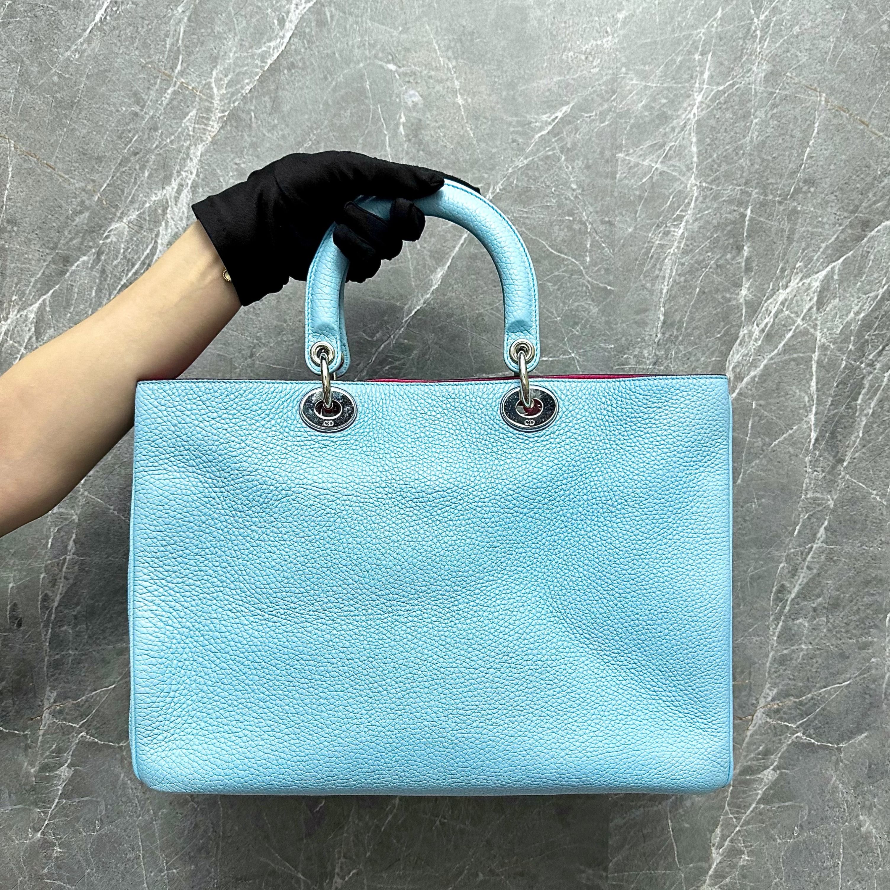 *Fit Laptop* Dior Diorissimo Large Pebbled Calfskin Baby Blue SHW - Luxury Evermore