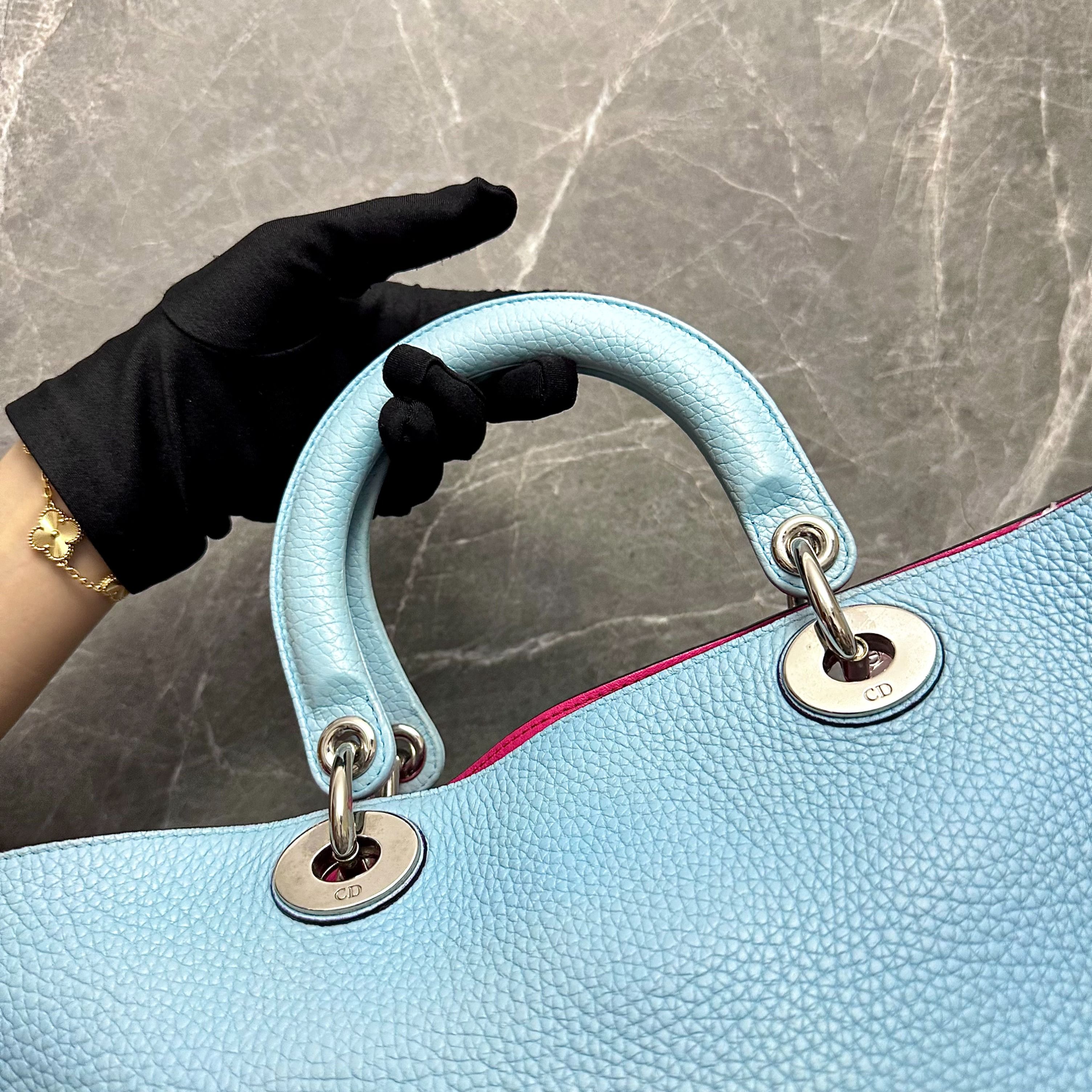 *Fit Laptop* Dior Diorissimo Large Pebbled Calfskin Baby Blue SHW - Luxury Evermore