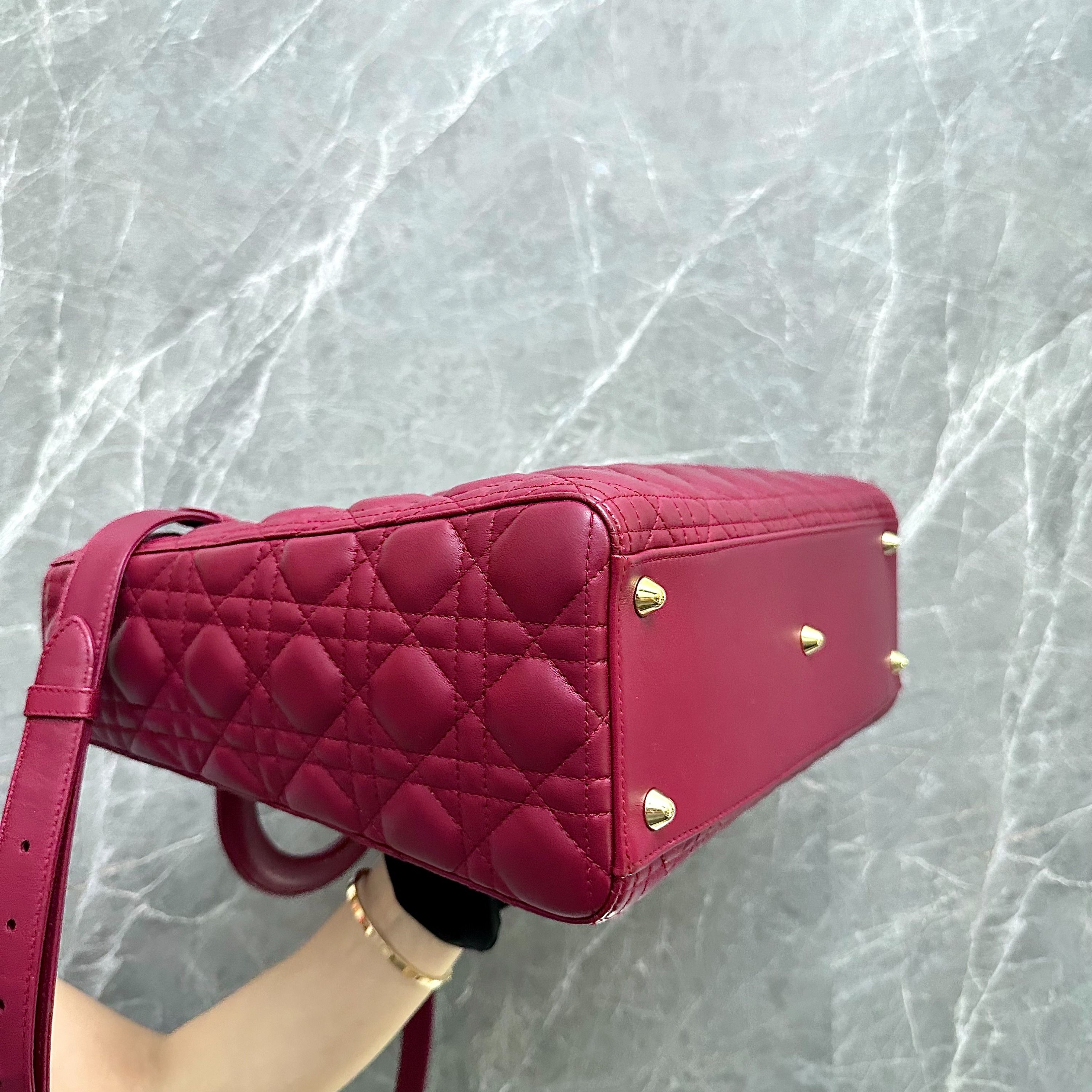 *Flap, Adjustable strap* Dior Lady Large Lambskin Red GHW - Luxury Evermore