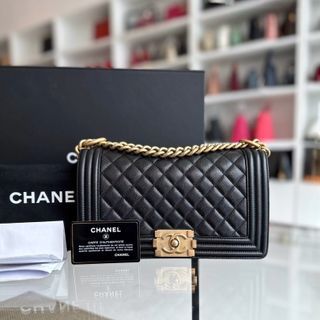 *Full Set, Caviar, Like New, Receipt* Chanel Boy Caviar Old Medium 25cm Quilted Leboy Black GHW No 25 - Luxury Evermore