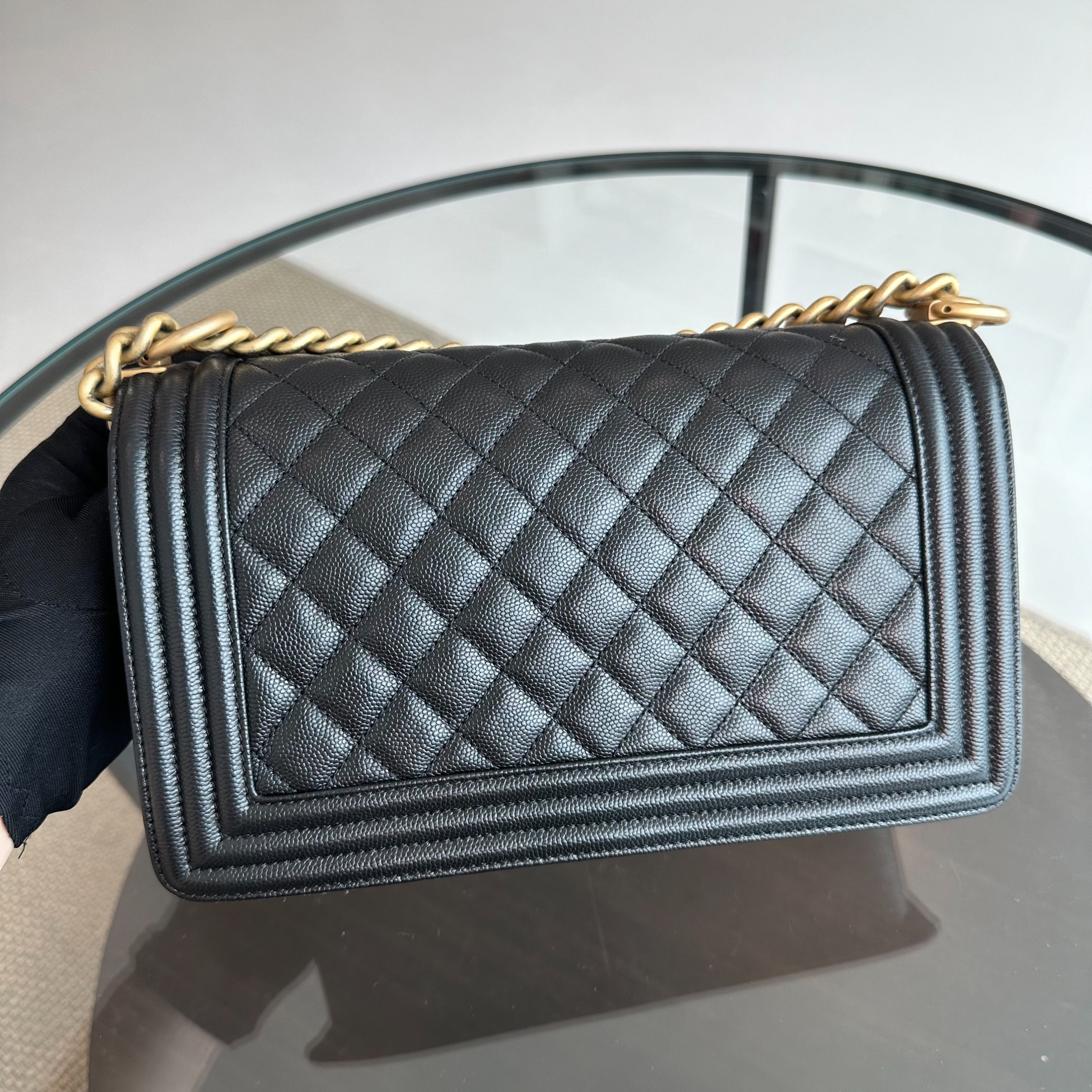 *Full Set, Caviar, Like New, Receipt* Chanel Boy Caviar Old Medium 25cm Quilted Leboy Black GHW No 25 - Luxury Evermore