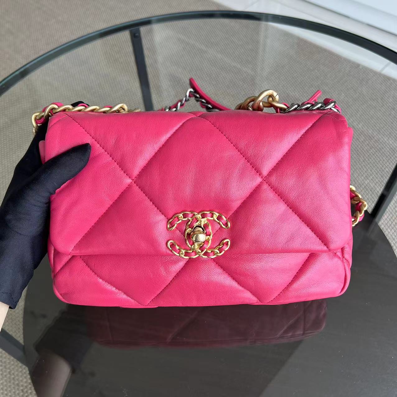 *Full Set, Receipt* Chanel 19bag C19 Goatskin Quilted Small Hot Pink Two-tone Hardware Series 29 - Luxury Evermore