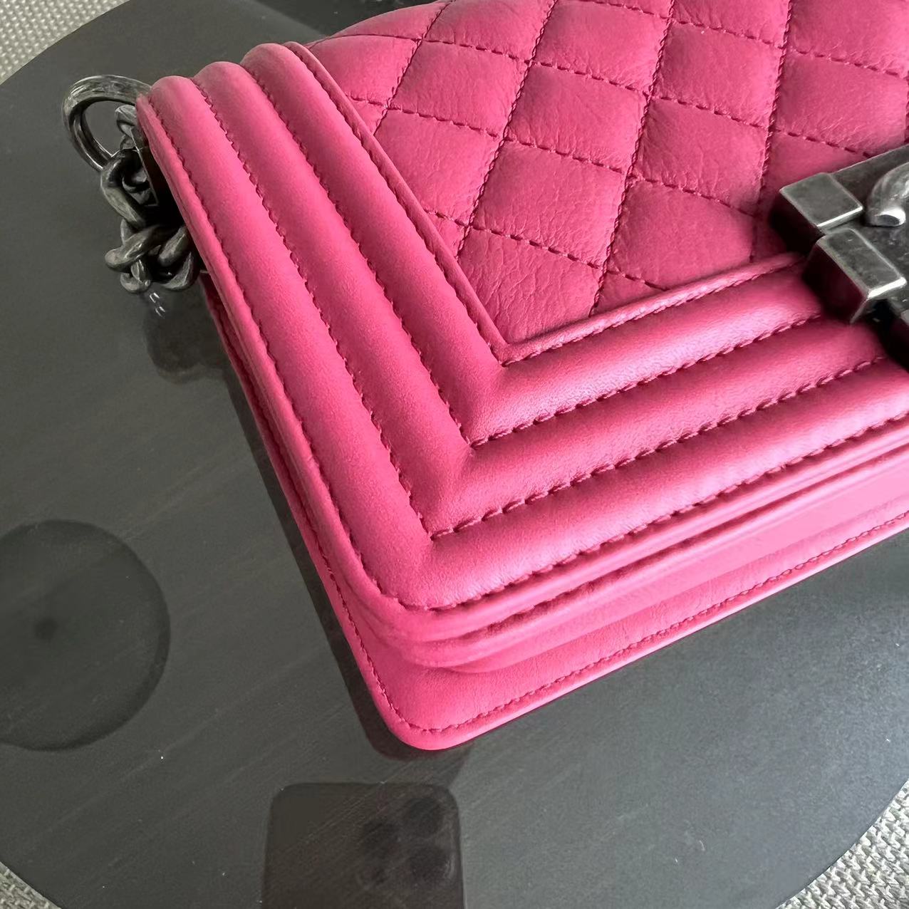 *Full Set, Receipt* Chanel Boy Small 20CM Quilted Calfskin Hot Pink RSHW No 26 - Luxury Evermore