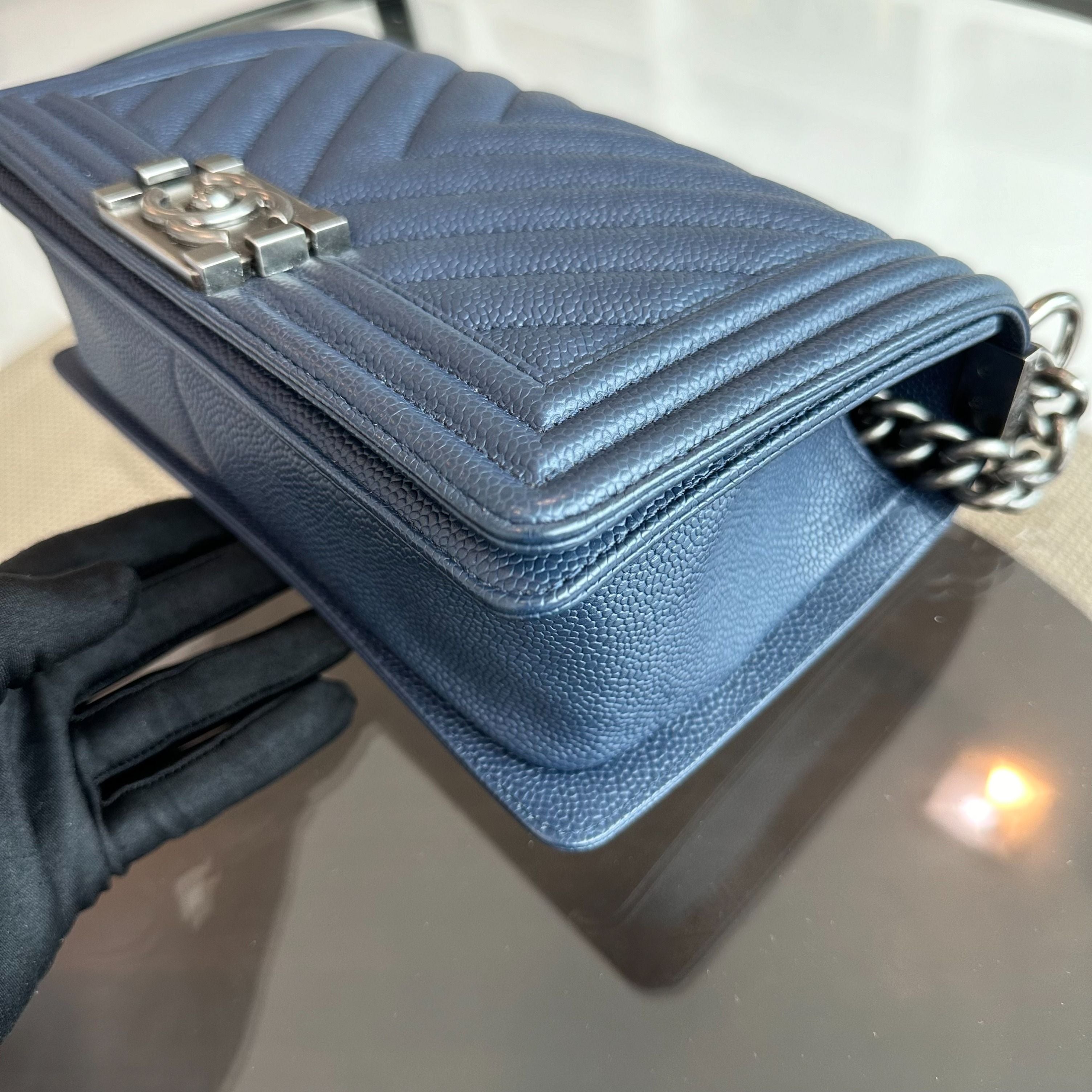 *Full Set, Receipt* Chanel Caviar Boy Old Medium 25CM Chevron Dark Blue RSHW No 28 - Luxury Evermore