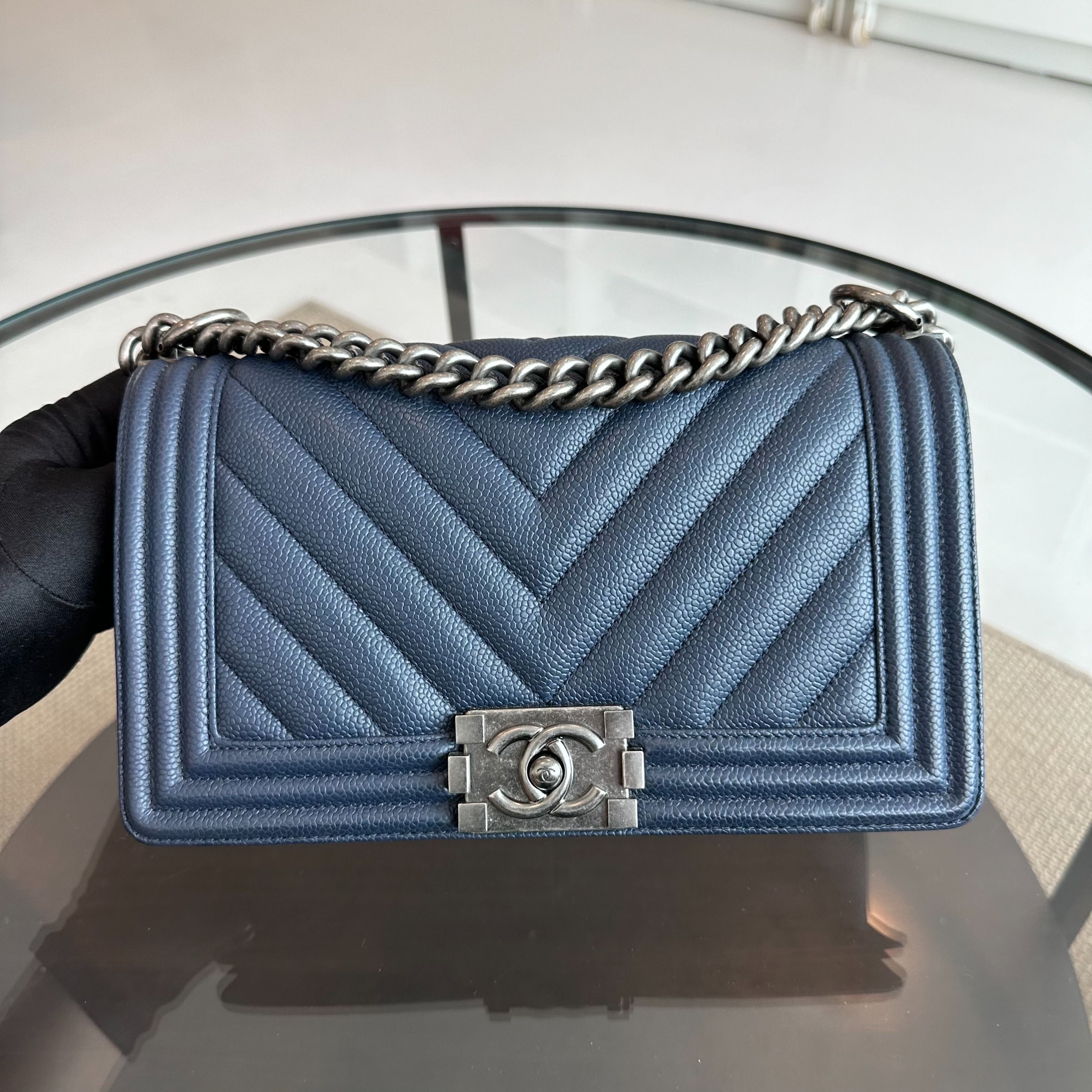 *Full Set, Receipt* Chanel Caviar Boy Old Medium 25CM Chevron Dark Blue RSHW No 28 - Luxury Evermore