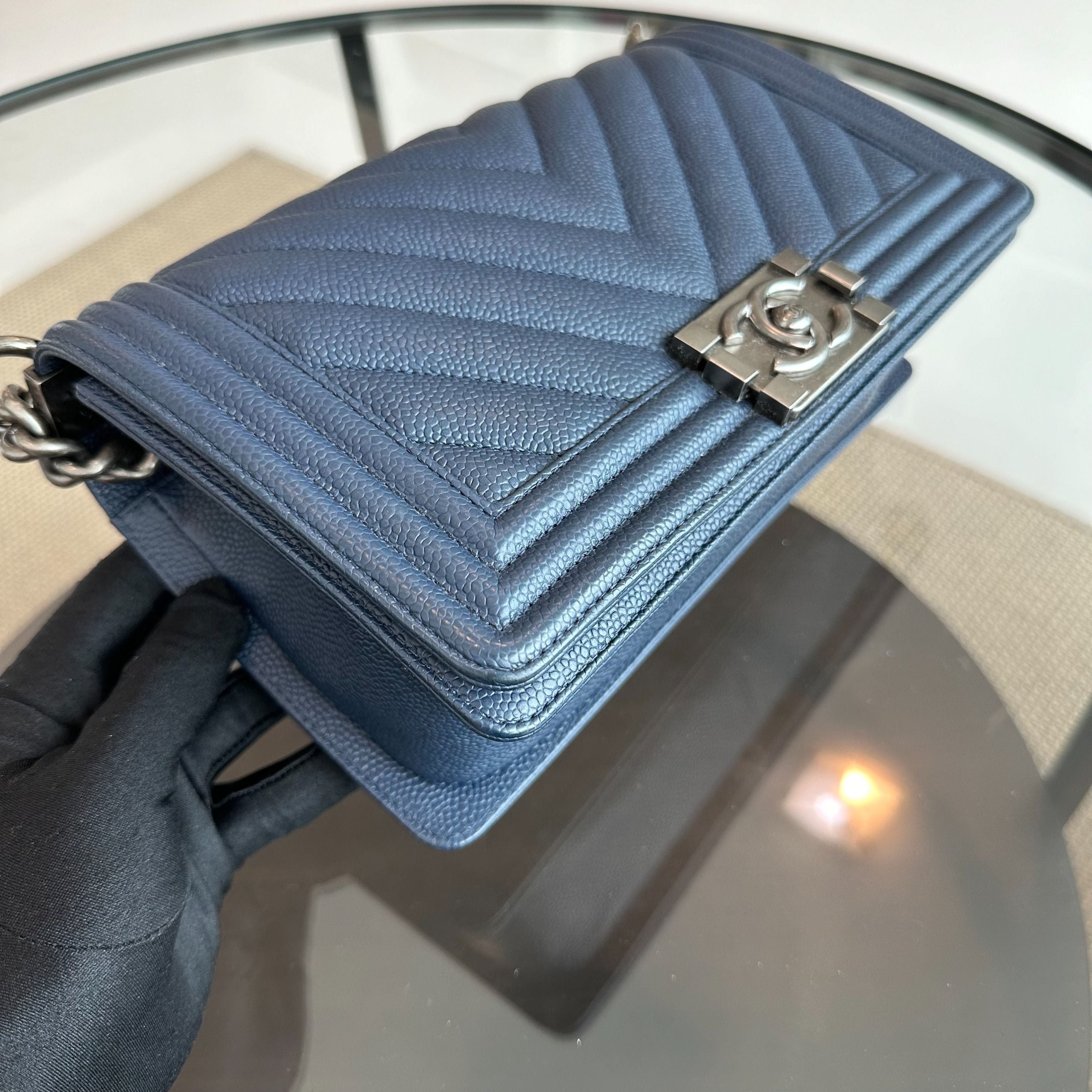 *Full Set, Receipt* Chanel Caviar Boy Old Medium 25CM Chevron Dark Blue RSHW No 28 - Luxury Evermore