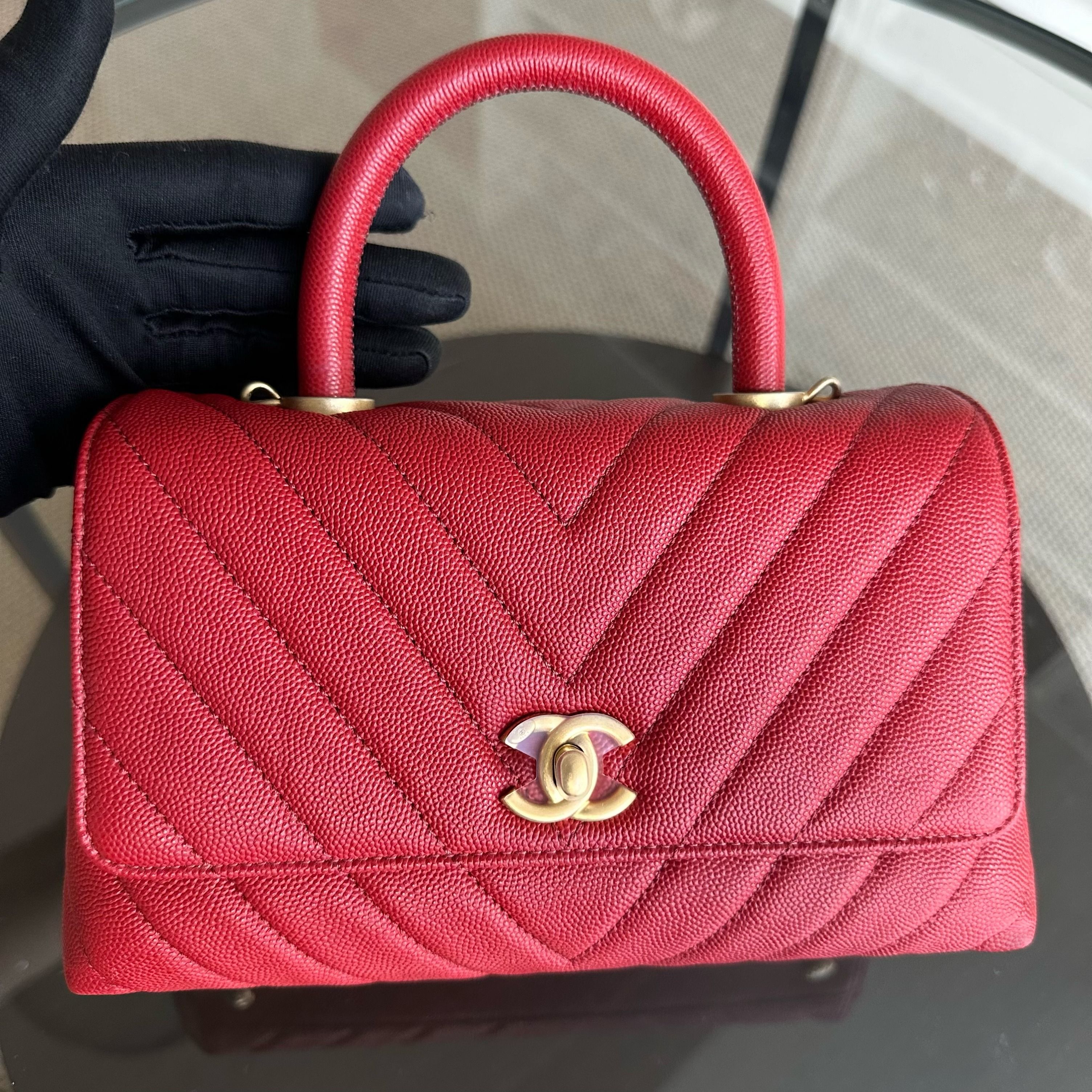 *Full Set, Receipt* Chanel Small Caviar Coco Handle Chevron Grained Calfskin Red GHW No 27 - Luxury Evermore