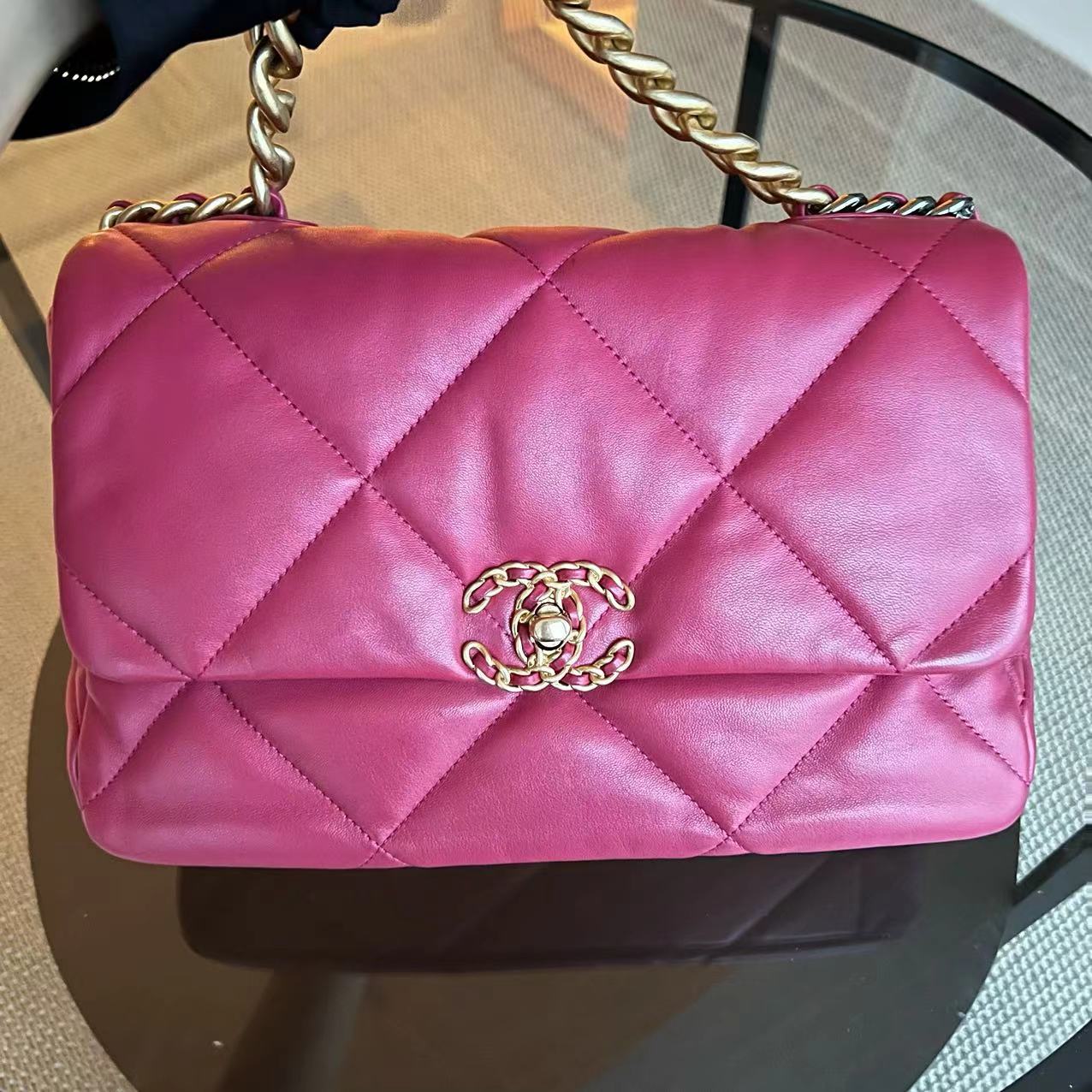 *Full Set, Receipt, Microchip* Chanel C19 Medium 19 Bag Quilted Goatskin Hot Pink Two-Tone Hardware Microchip - Luxury Evermore