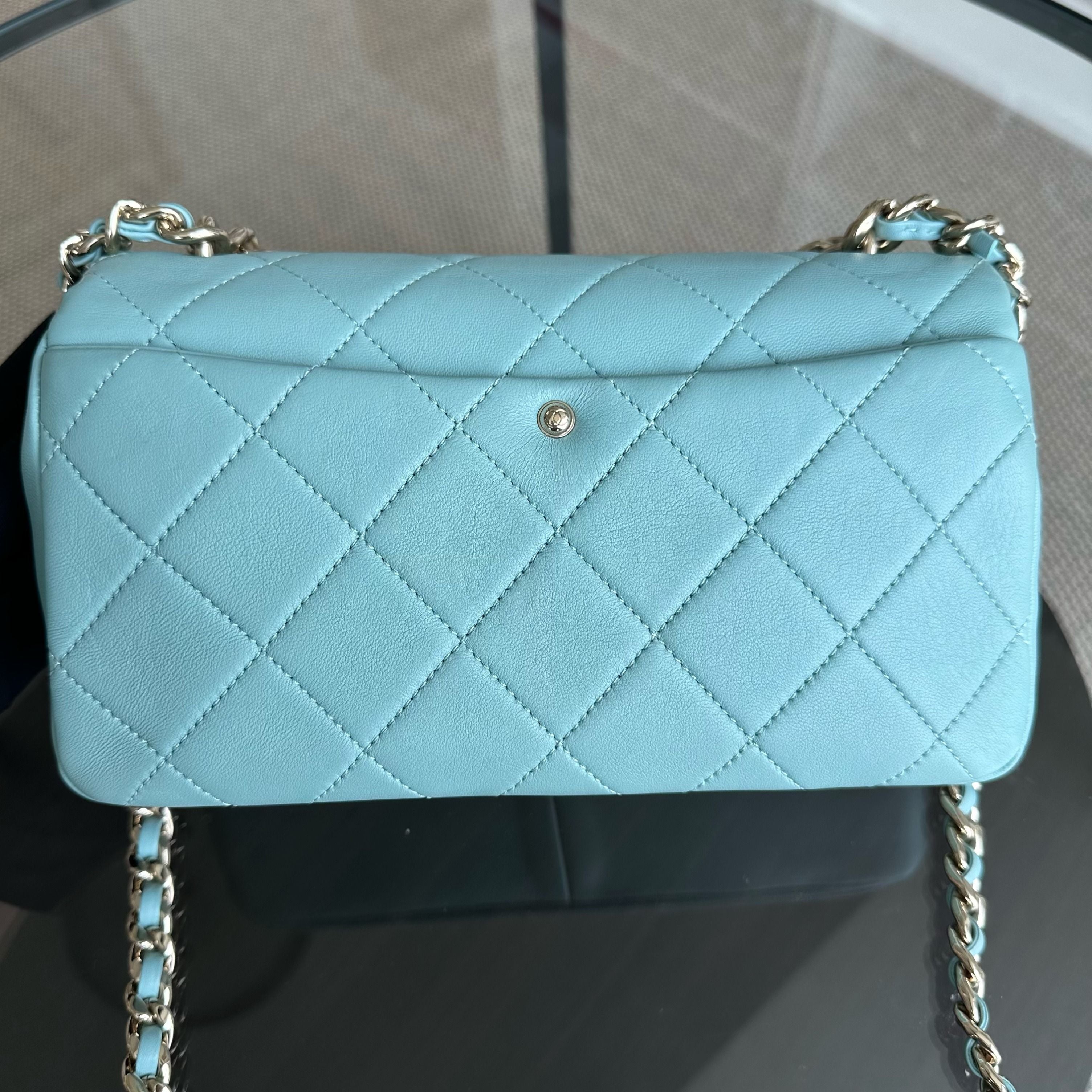 *Like New* Chanel 2020 Elegant Resin Chain Classic Flap Quilted Lambskin Light Blue GHW No 29 - Luxury Evermore