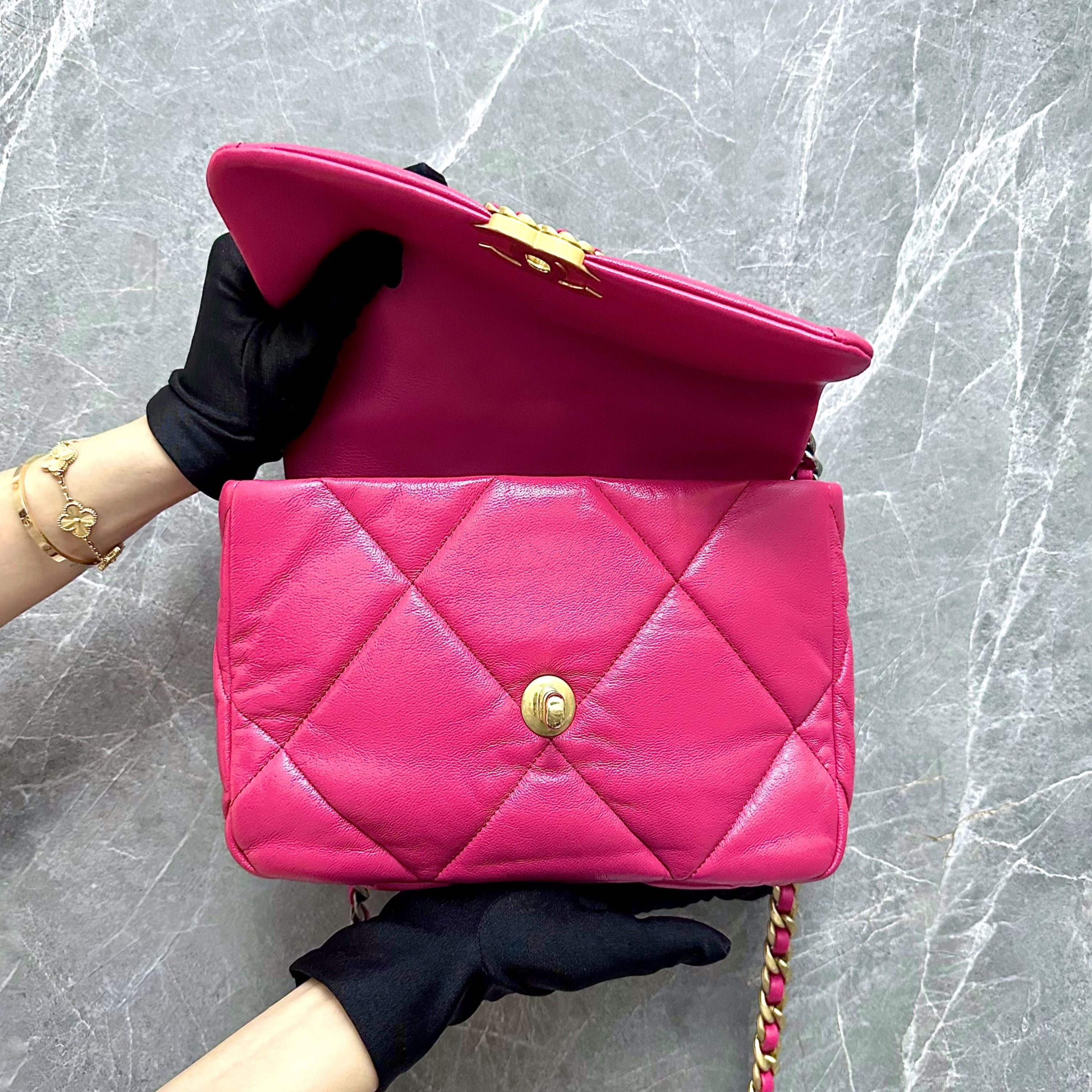 *Like New Full Set* Chanel C19 Small Goatskin Hot Pink GHW No 29 - Luxury Evermore