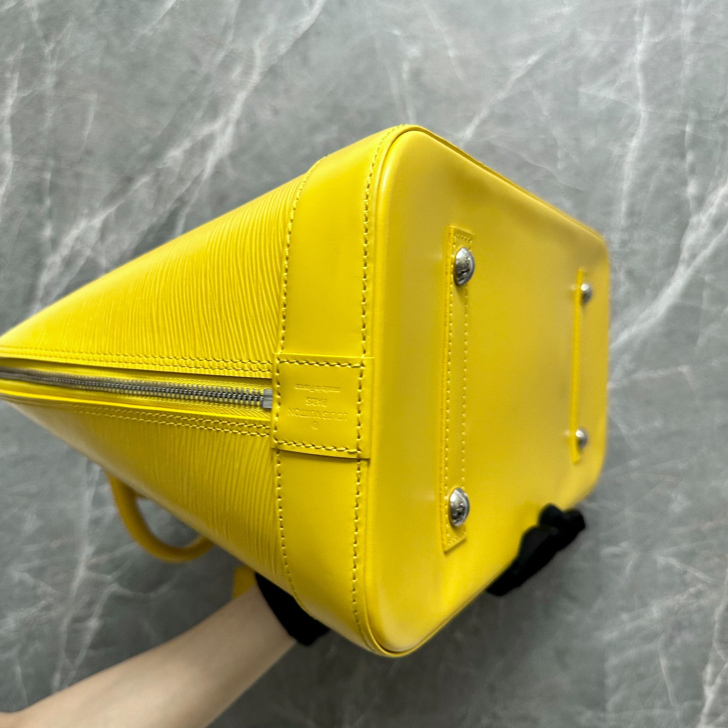 *Like New* LV Alma EPI GM Citron Yellow - Luxury Evermore