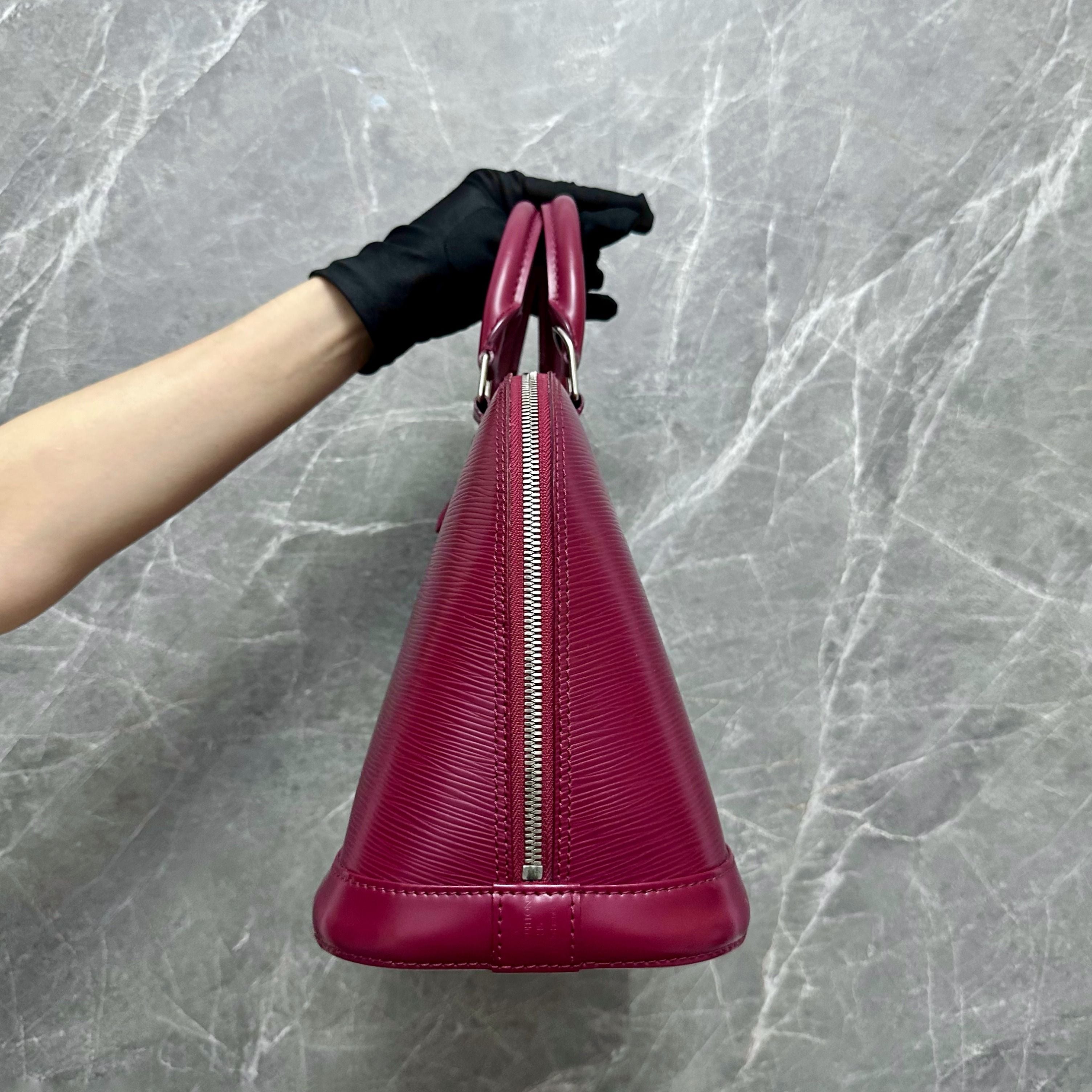 *Like New* LV Alma PM EPI Leather Burgundy SHW - Luxury Evermore