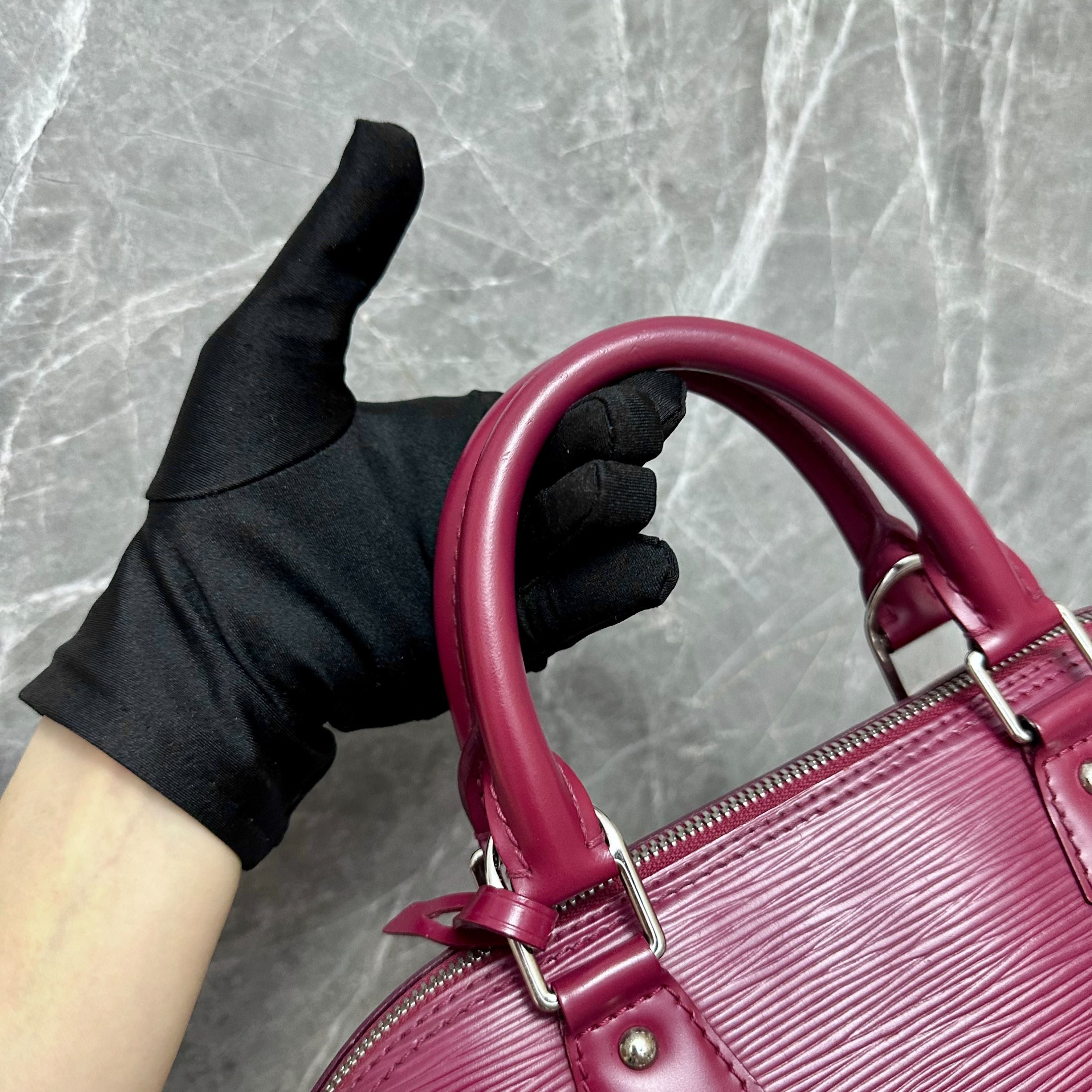 *Like New* LV Alma PM EPI Leather Burgundy SHW - Luxury Evermore