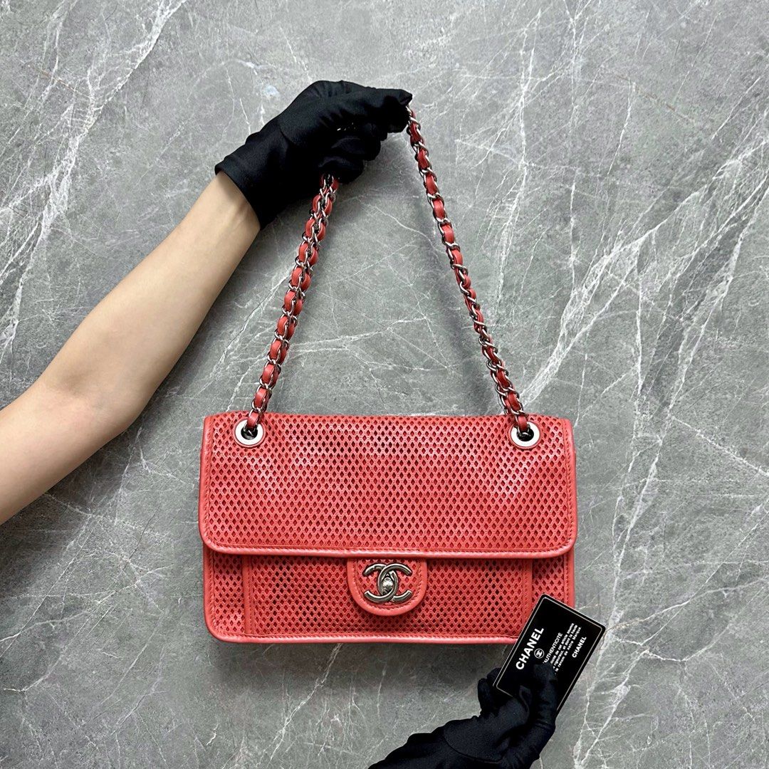 *Like New* Chanel Mesh Chain Flap Red Calfskin Bag No 17