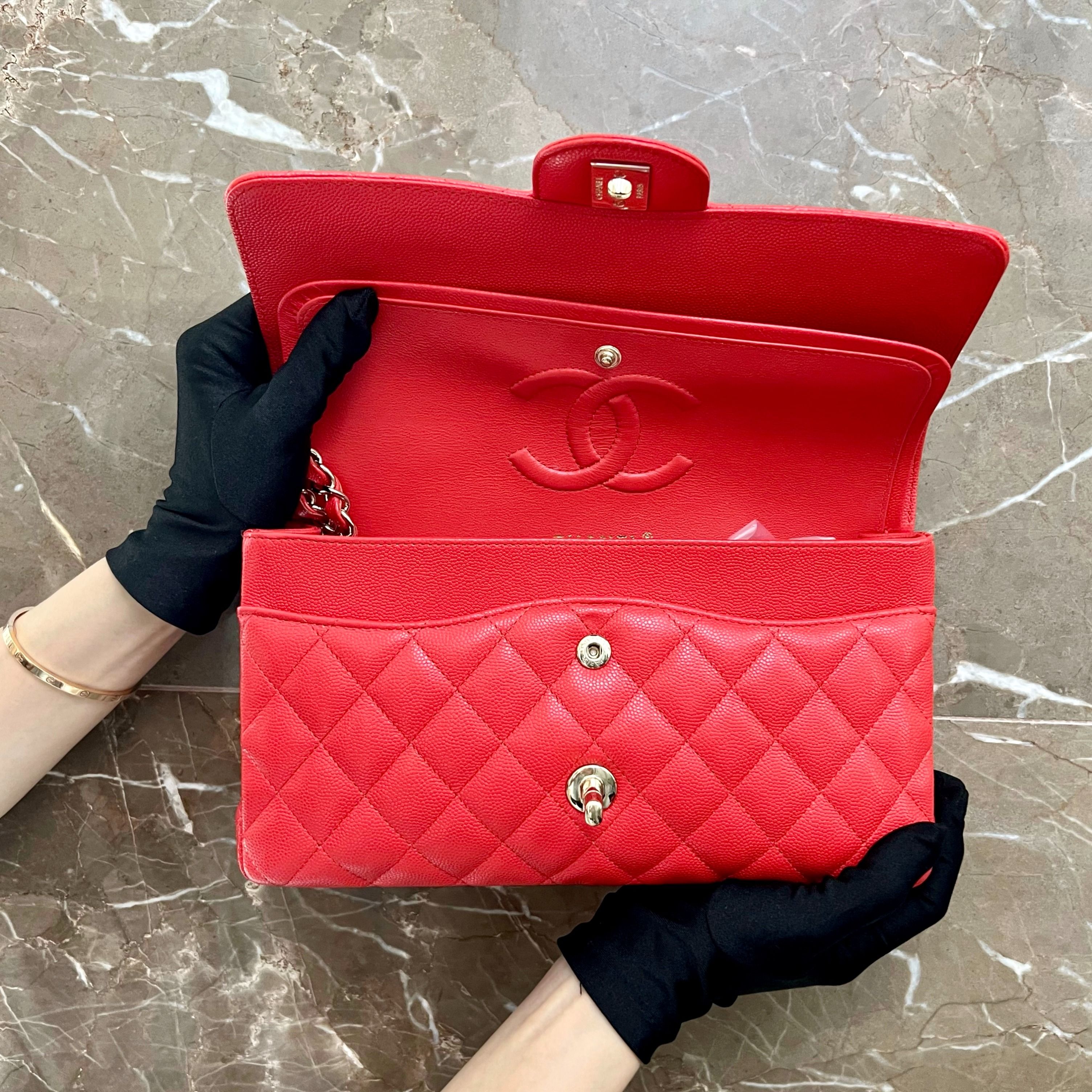 LNIB Chanel Medium Caviar Red Classic Flap GHW No 27 - Luxury Evermore