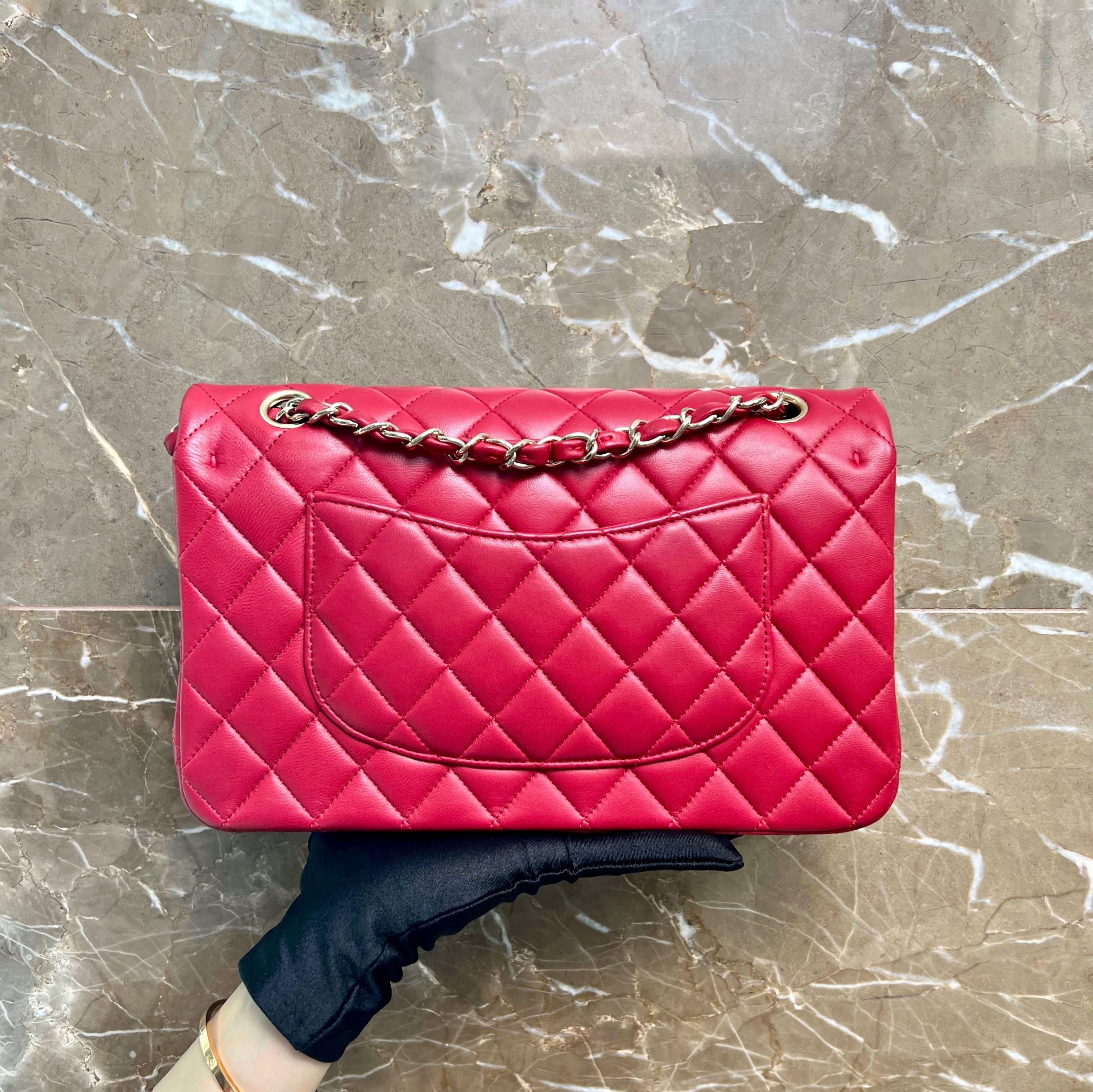 LNIB Chanel Medium Classic Flap Lambskin Red GHW No 21 - Luxury Evermore