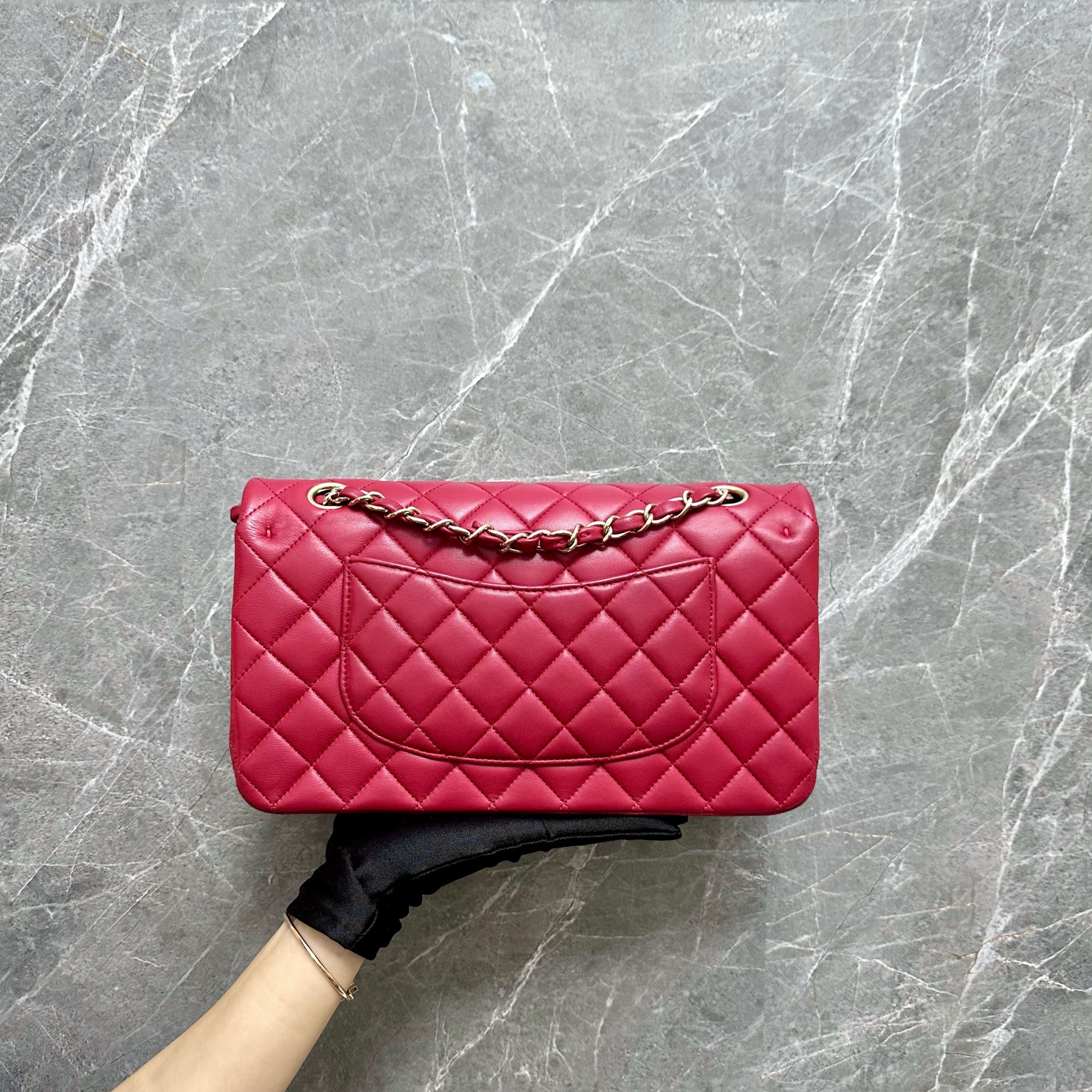 LNIB Chanel Medium Classic Flap Lambskin Red GHW No 23 - Luxury Evermore