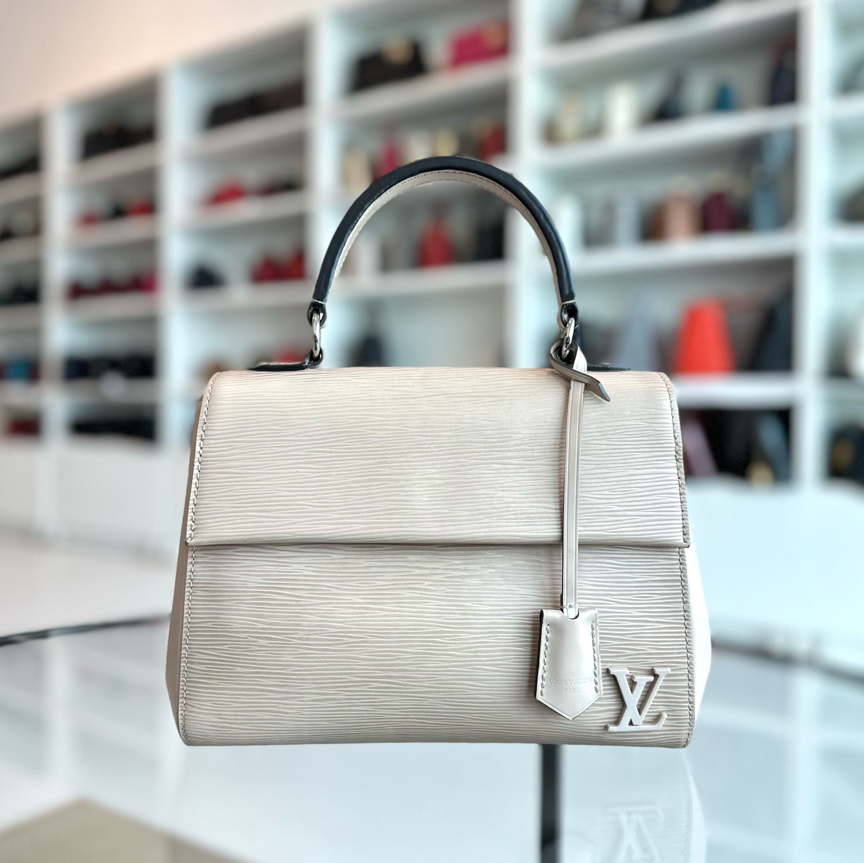 Louis Vuitton LV Cluny MM EPI Leather Beige Shoulder Bag - Luxury Evermore