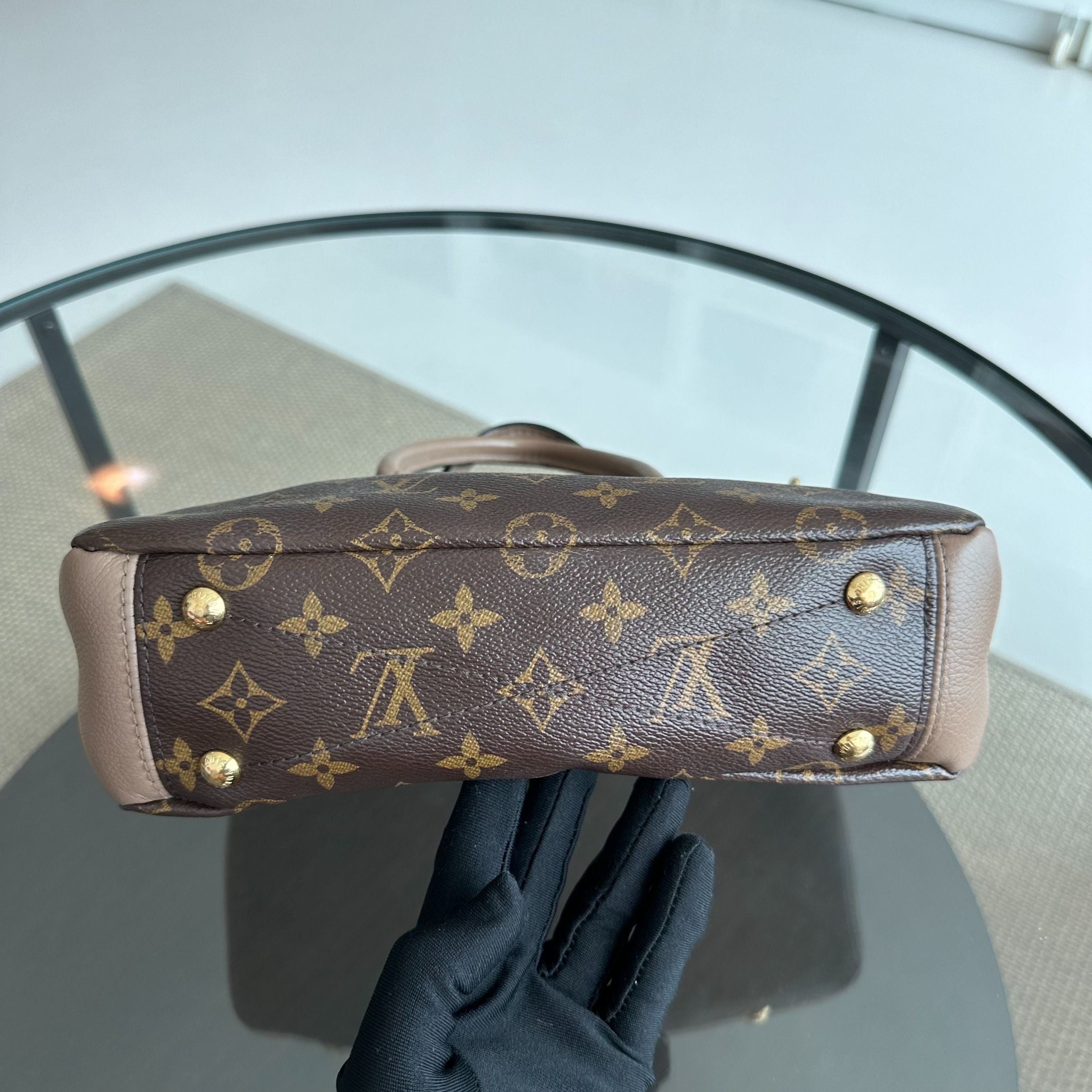 Louis Vuitton LV Pallas BB Monogram Cross Body Bag - Luxury Evermore