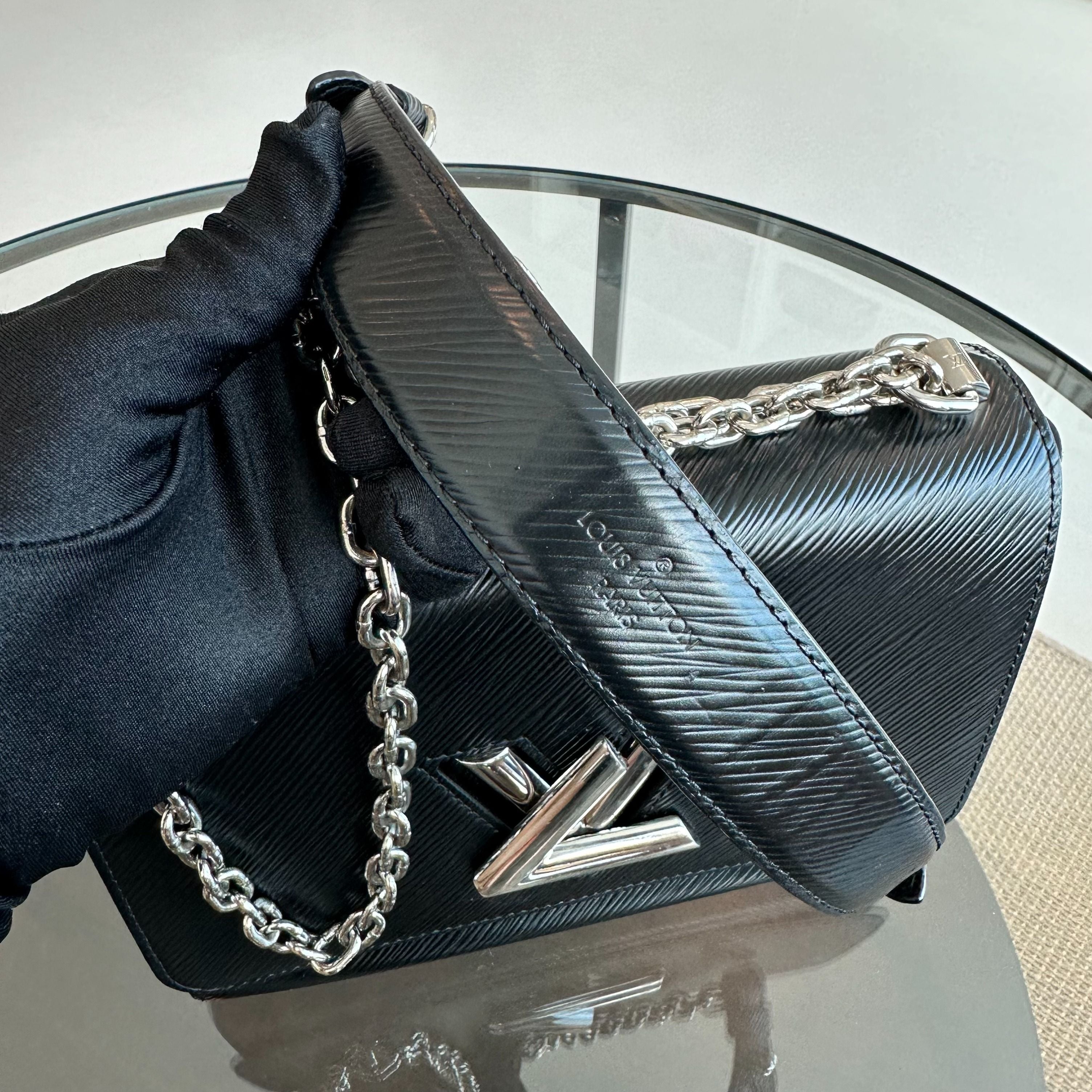 Louis Vuitton LV Twist MM EPI Leather Black SHW - Luxury Evermore