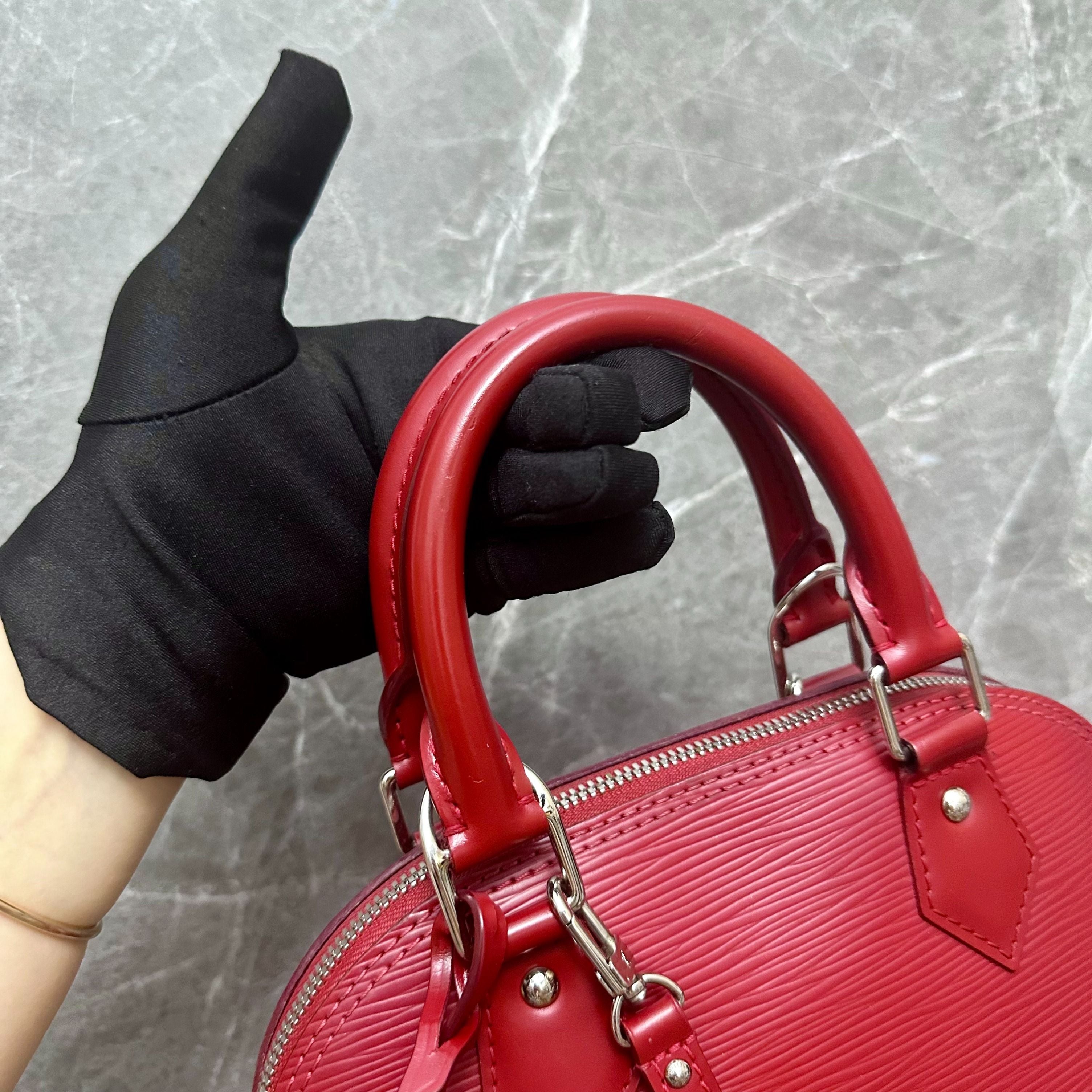 LV Alma BB EPI Red SHW Louis Vuitton - Luxury Evermore