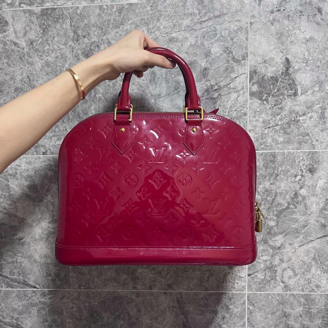 LV Alma PM Louis Vuitton Patent Leather Red - Luxury Evermore