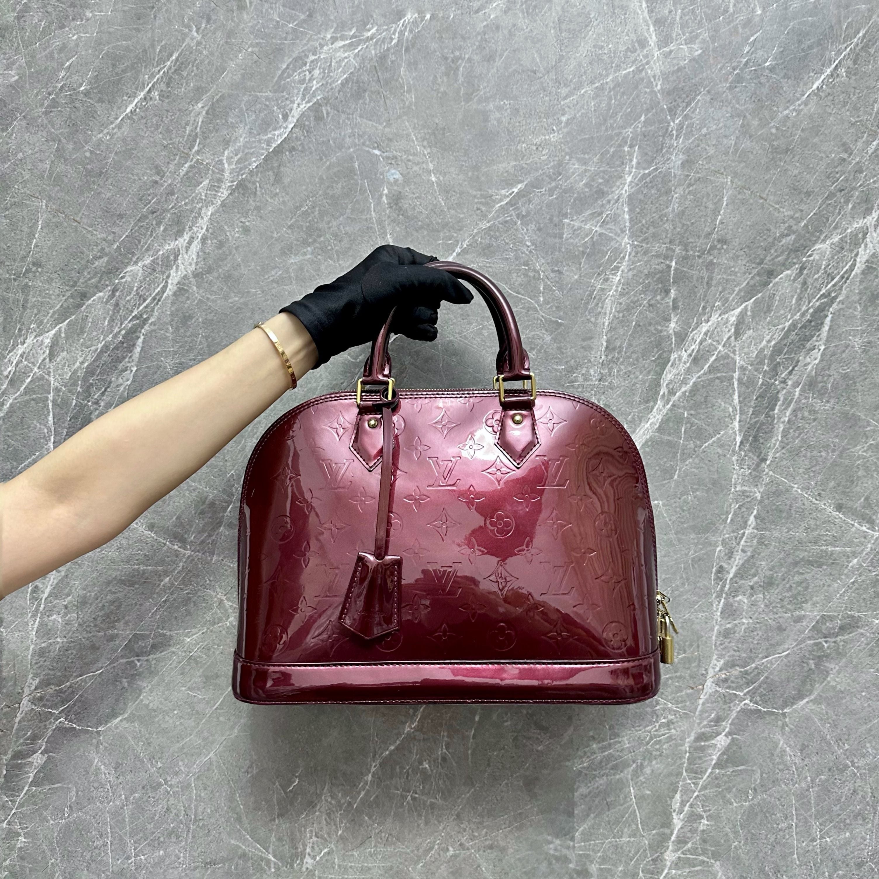 LV Alma PM Vernis Patent Leather Burgundy GHW Louis Vuitton - Luxury Evermore