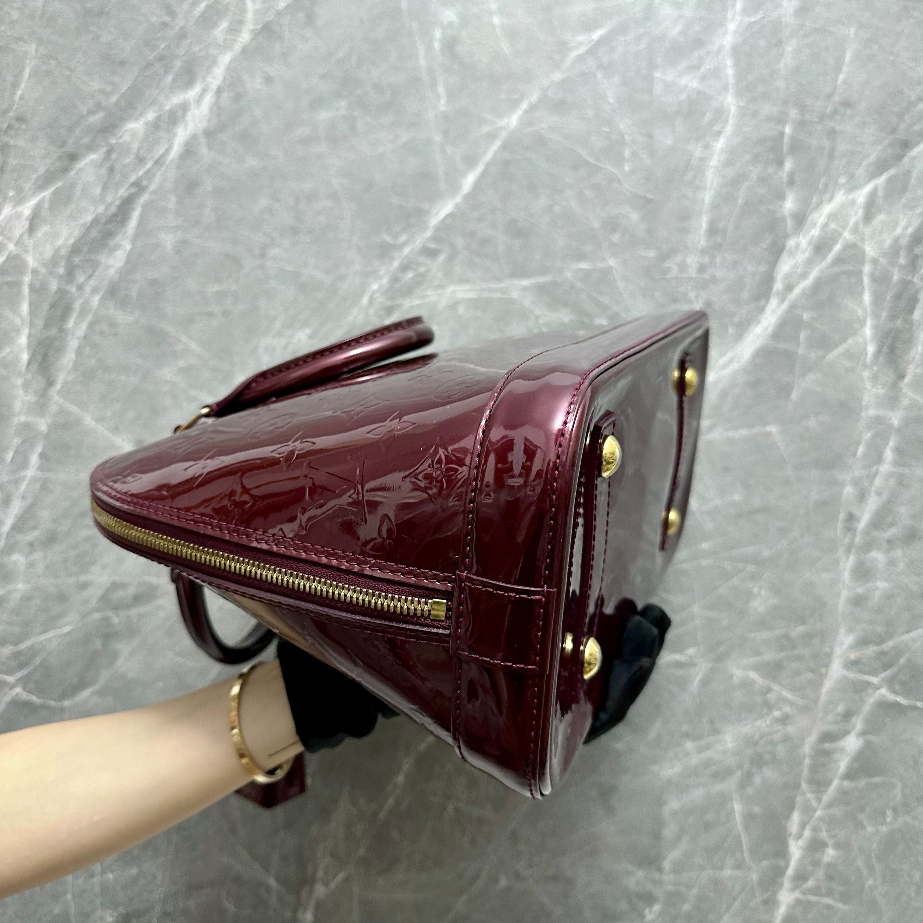 LV Alma PM Vernis Patent Leather Burgundy GHW Louis Vuitton - Luxury Evermore