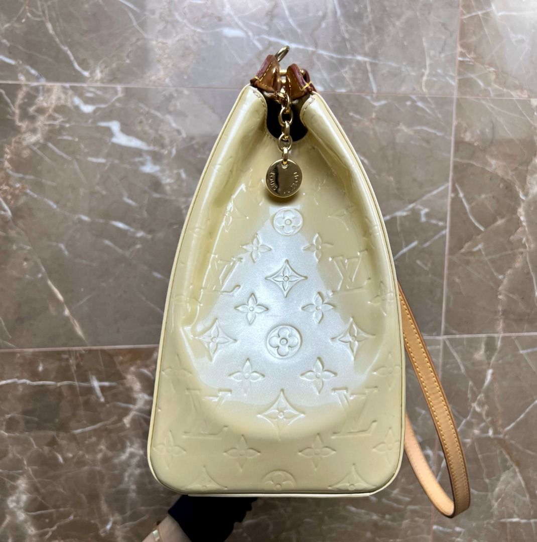 LV Brea Beige PM Patent Leather - Luxury Evermore