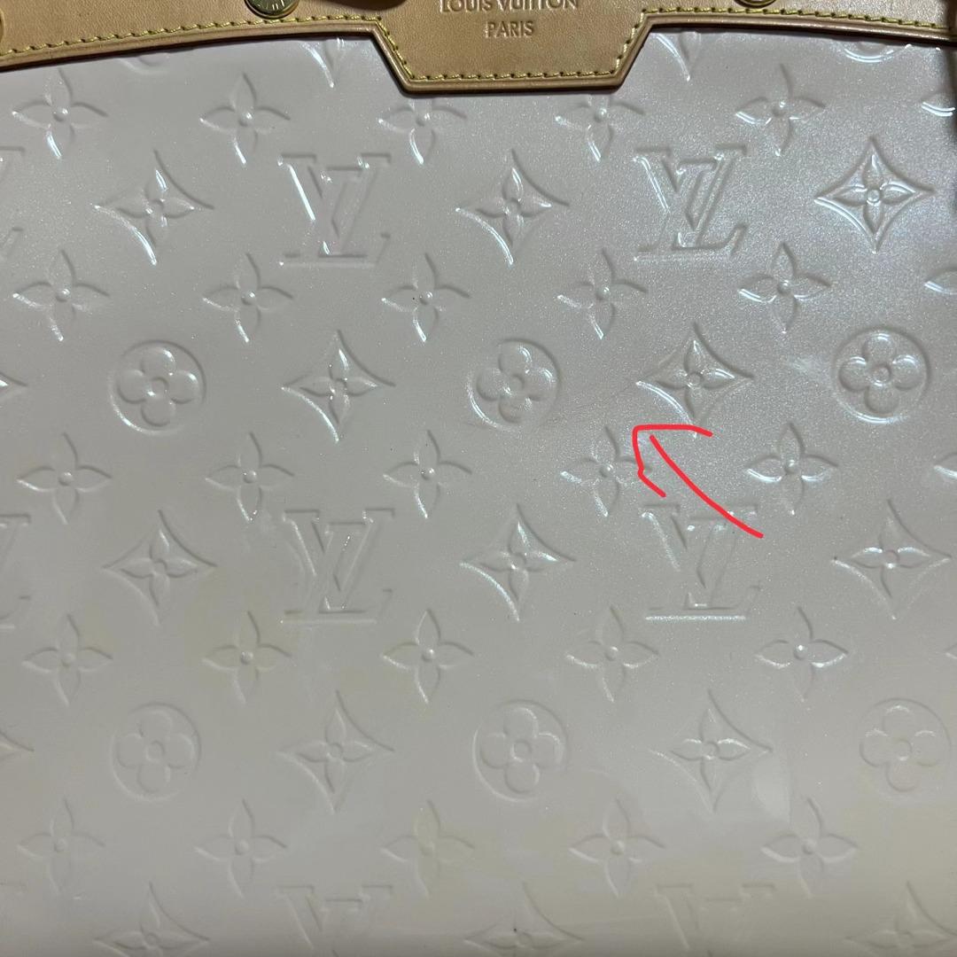 LV Brea Light Pink Vernis MM - Luxury Evermore