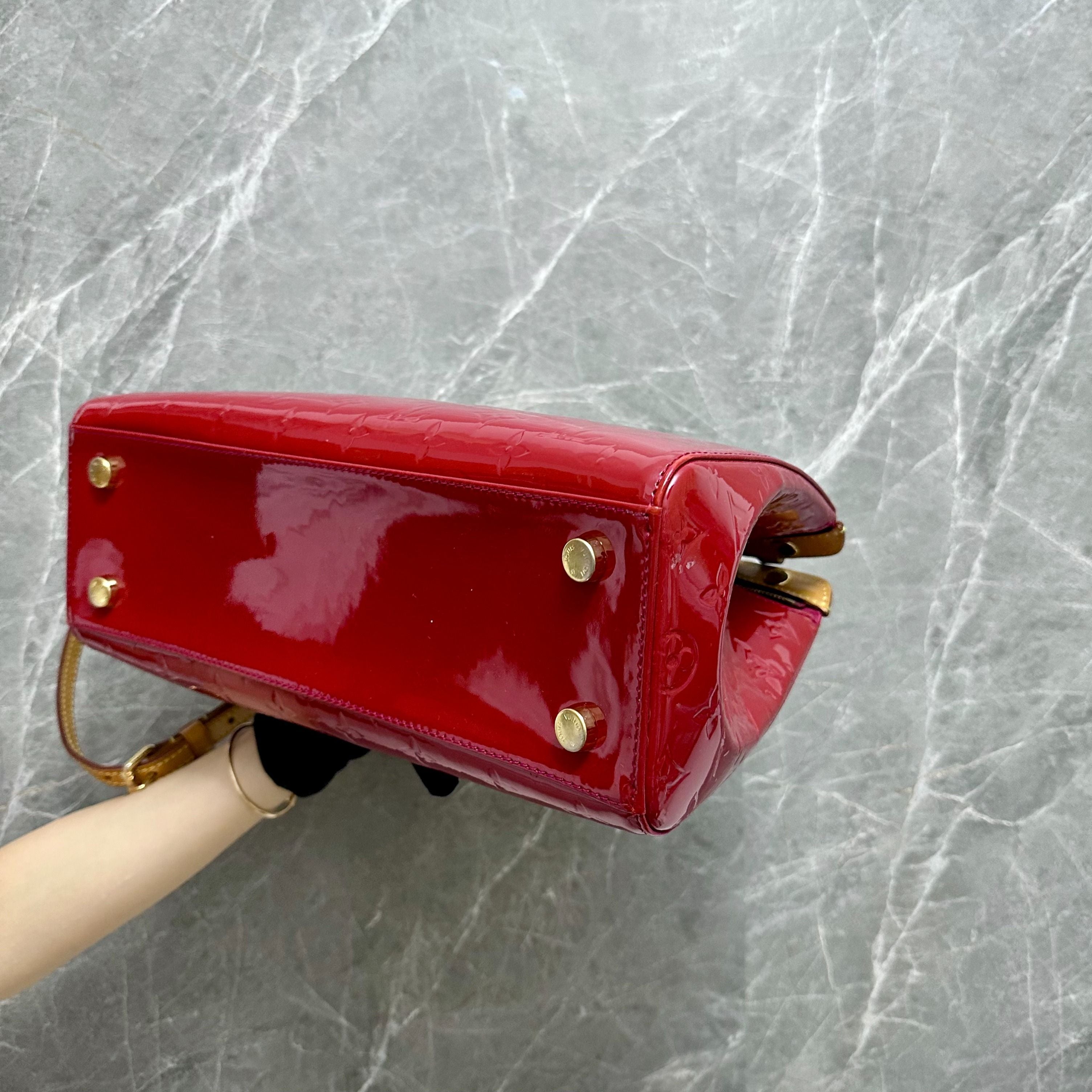 LV Brea PM Vernis Red Patent Leather - Luxury Evermore