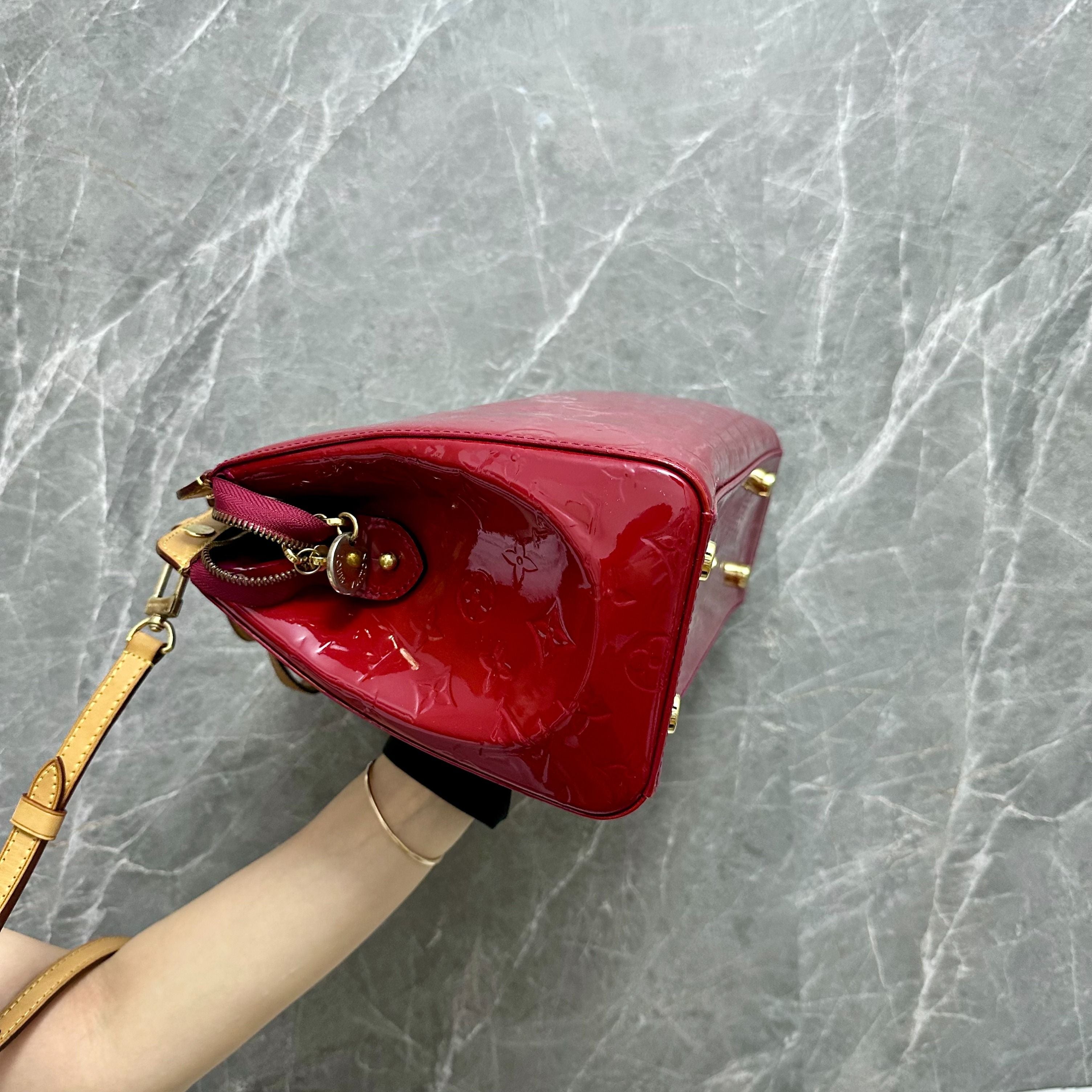 LV Brea PM Vernis Red Patent Leather - Luxury Evermore