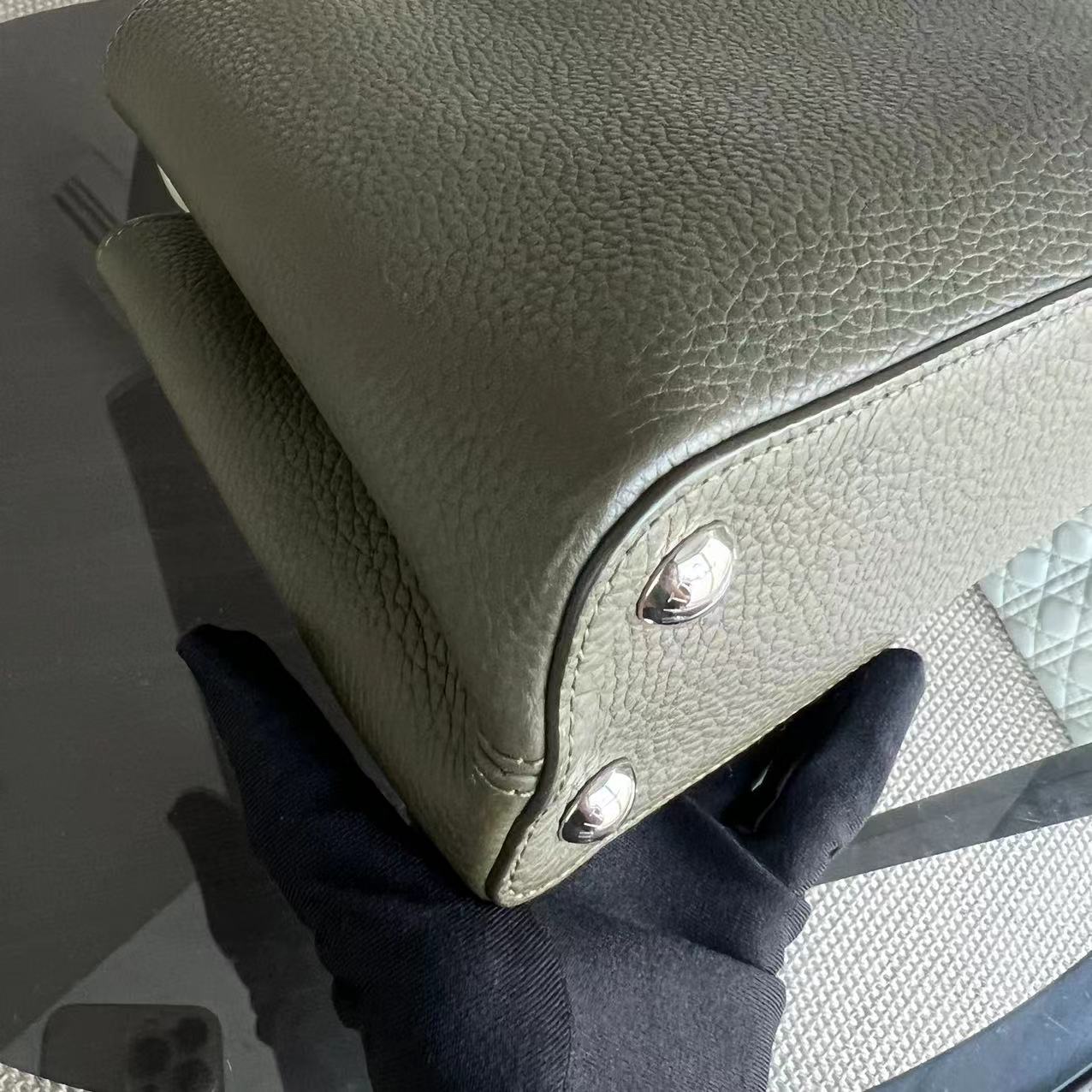 LV Capucines BB Grained Calfskin Taurillon Silver Hardware Louis Vuitton - Luxury Evermore