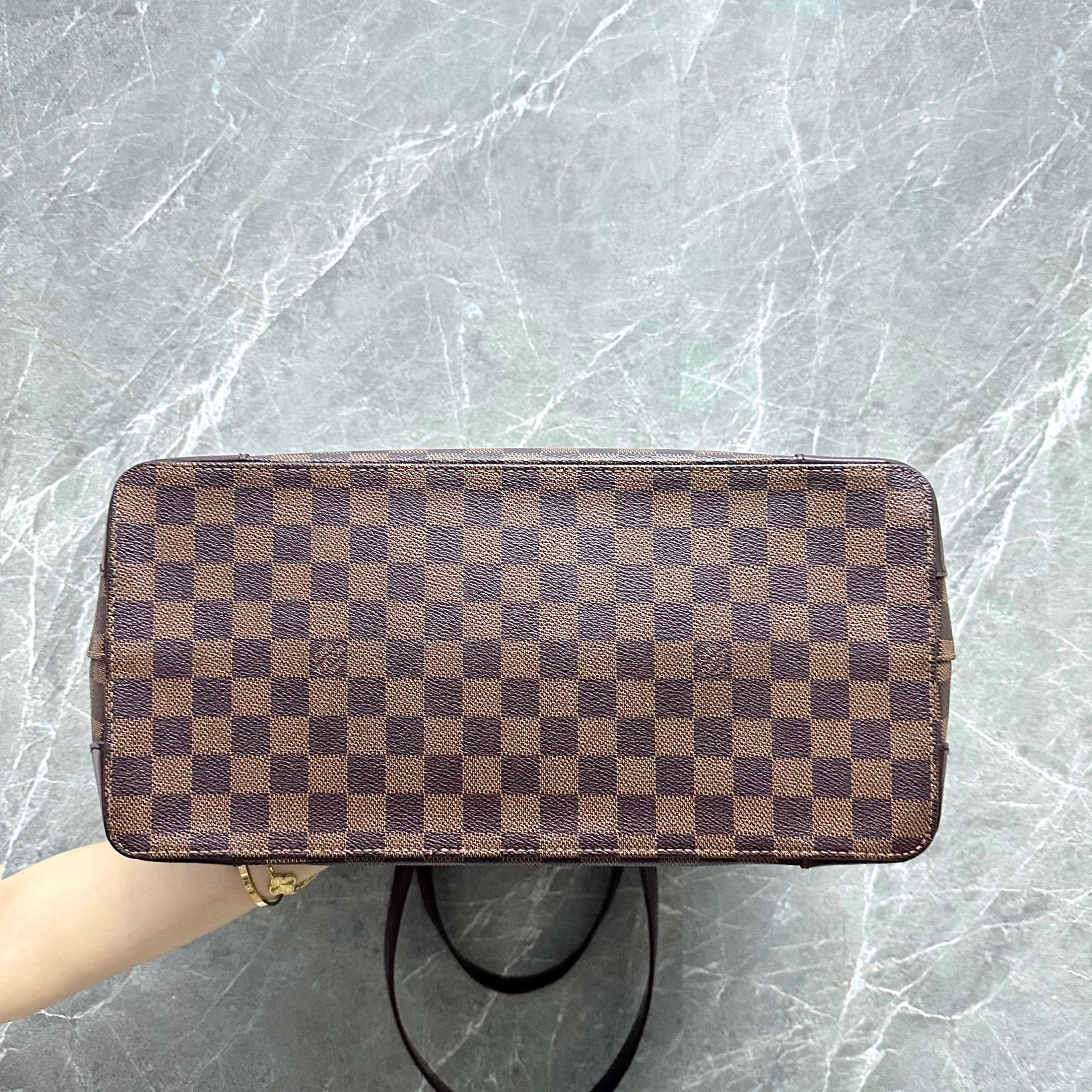 LV Hampstead MM Damiar Louis Vuitton Shoulder Bag - Luxury Evermore