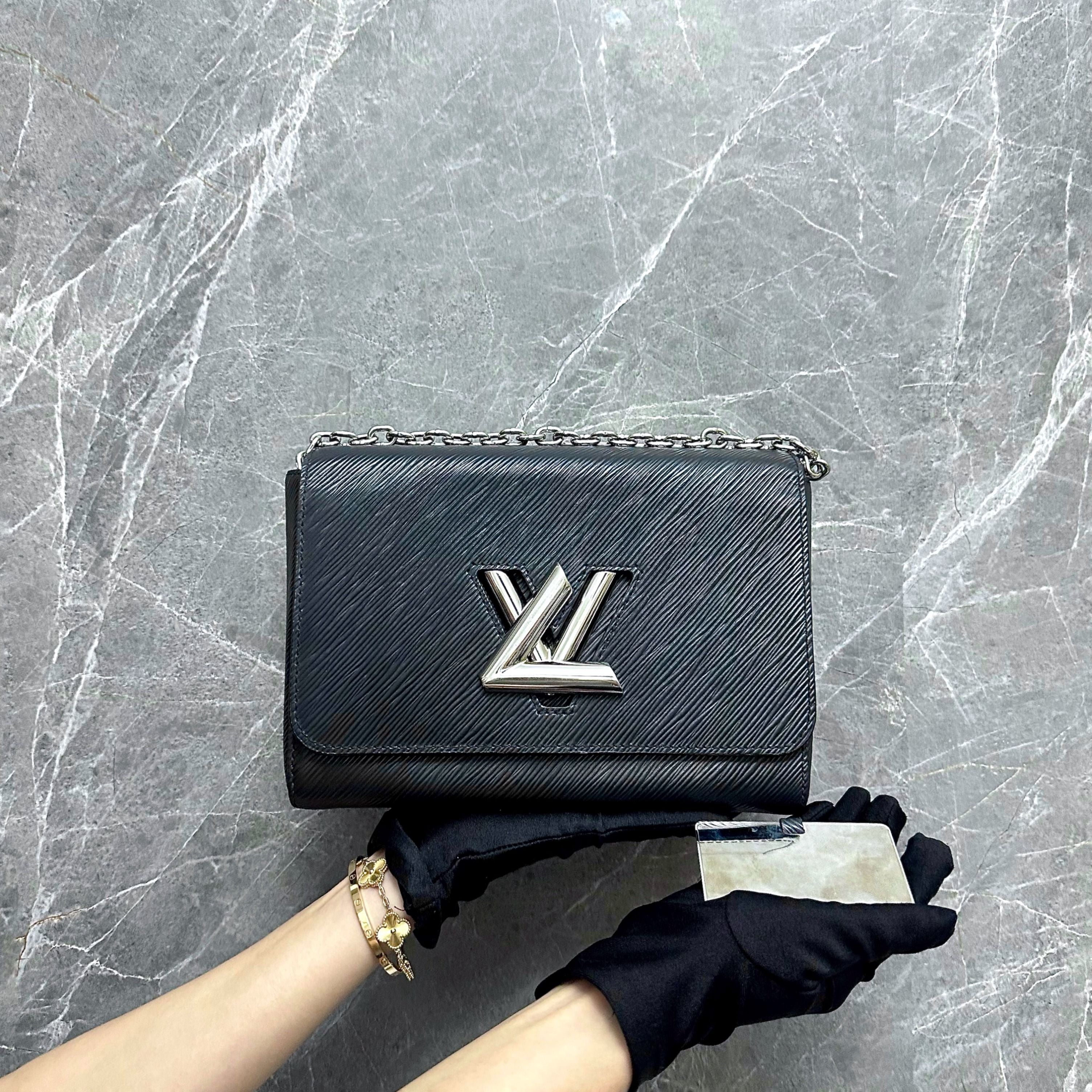 LV Louis Vuiton Twist MM Black EPI Leather SHW - Luxury Evermore