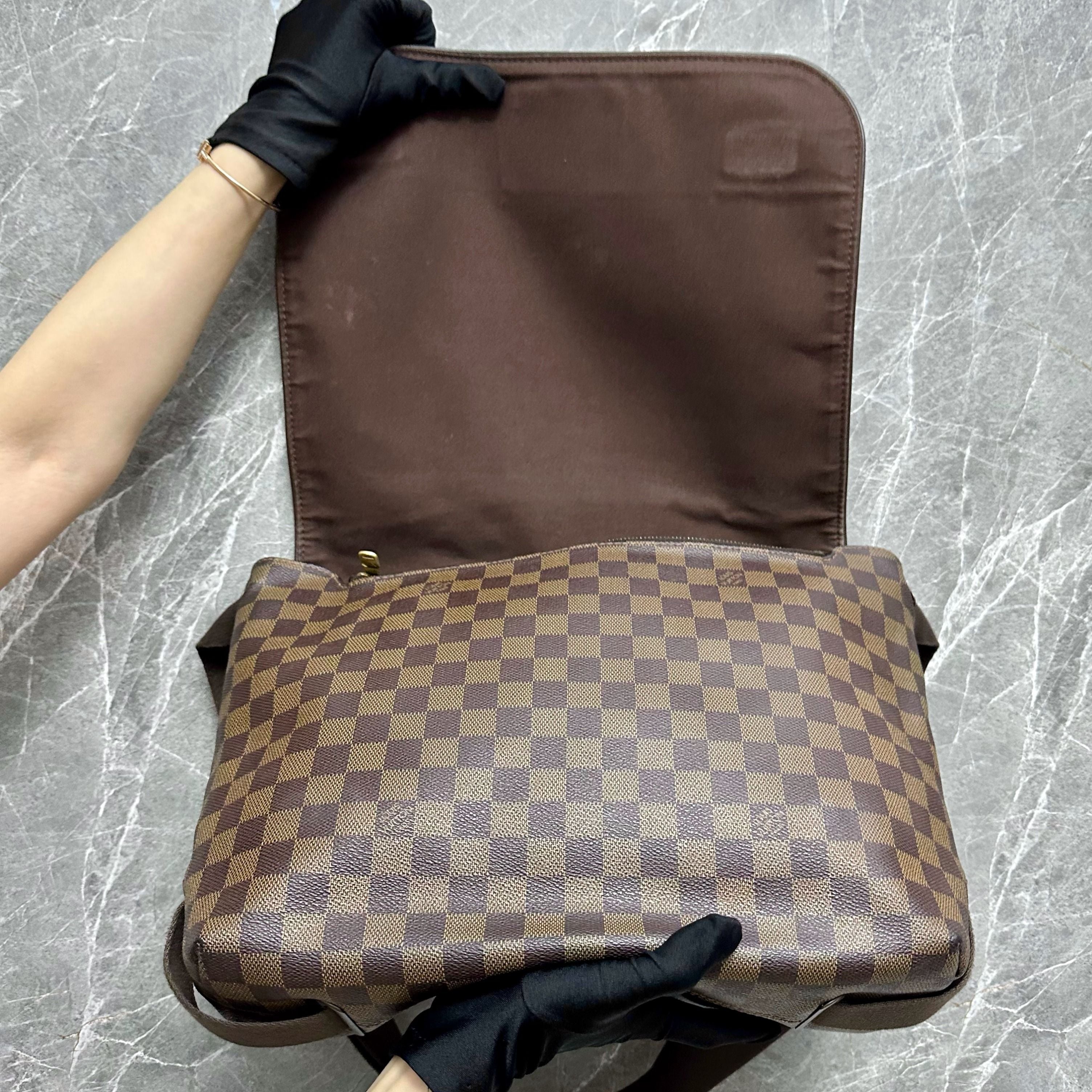 LV Messenger Brooklyn Naviglio Damiar Bag - Luxury Evermore