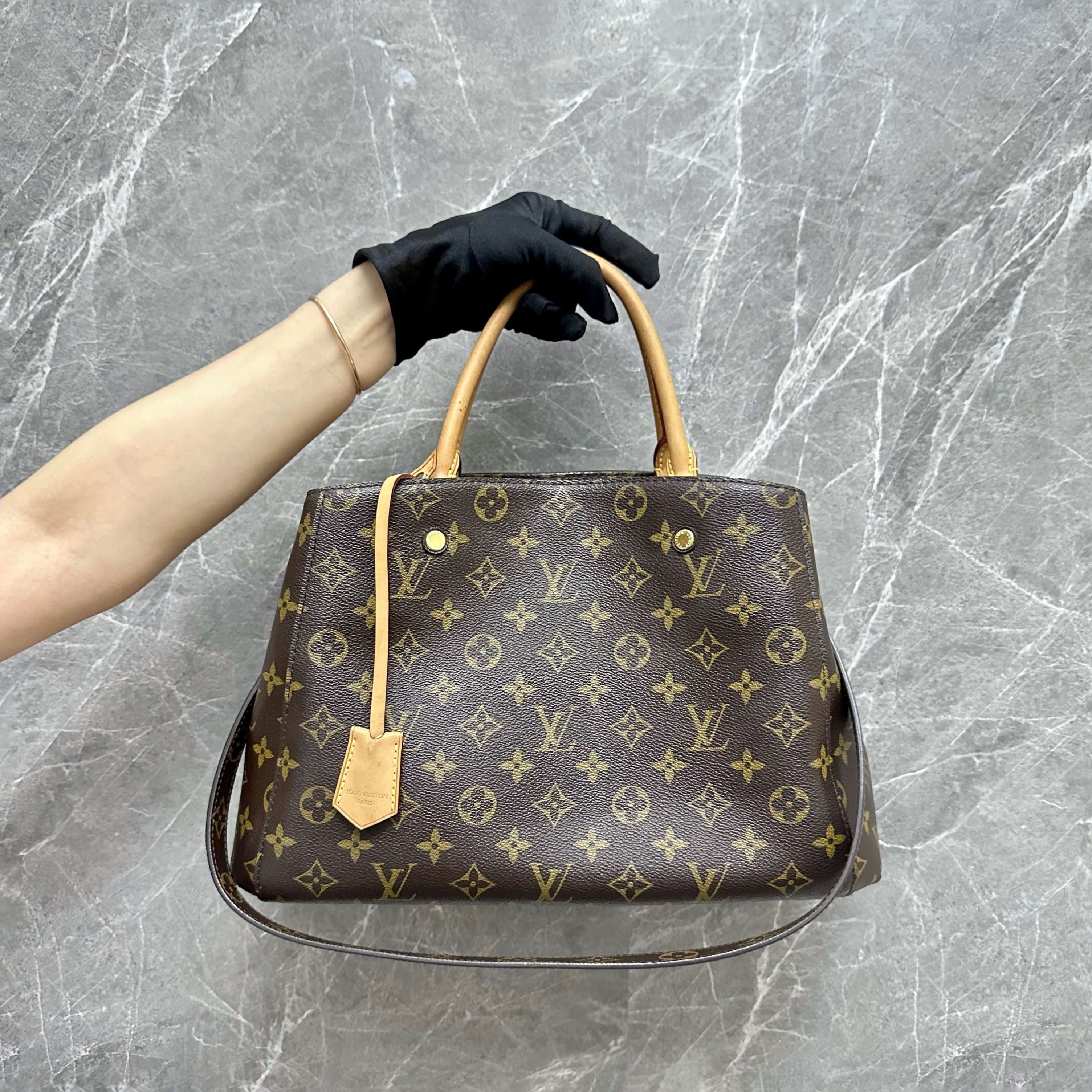 LV Montaigne MM Monogram - Luxury Evermore