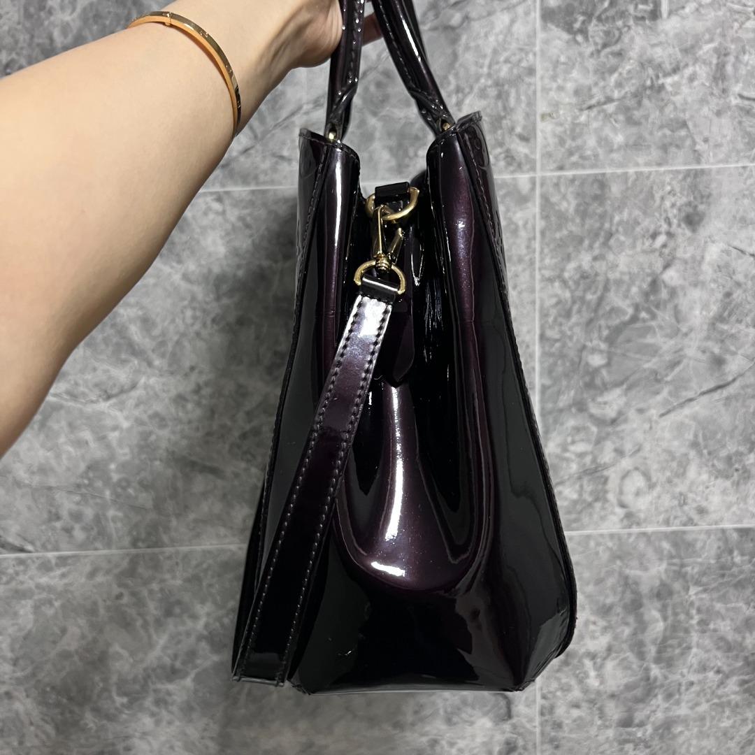 LV Montaigne MM Plum Red Patent Leather - Luxury Evermore