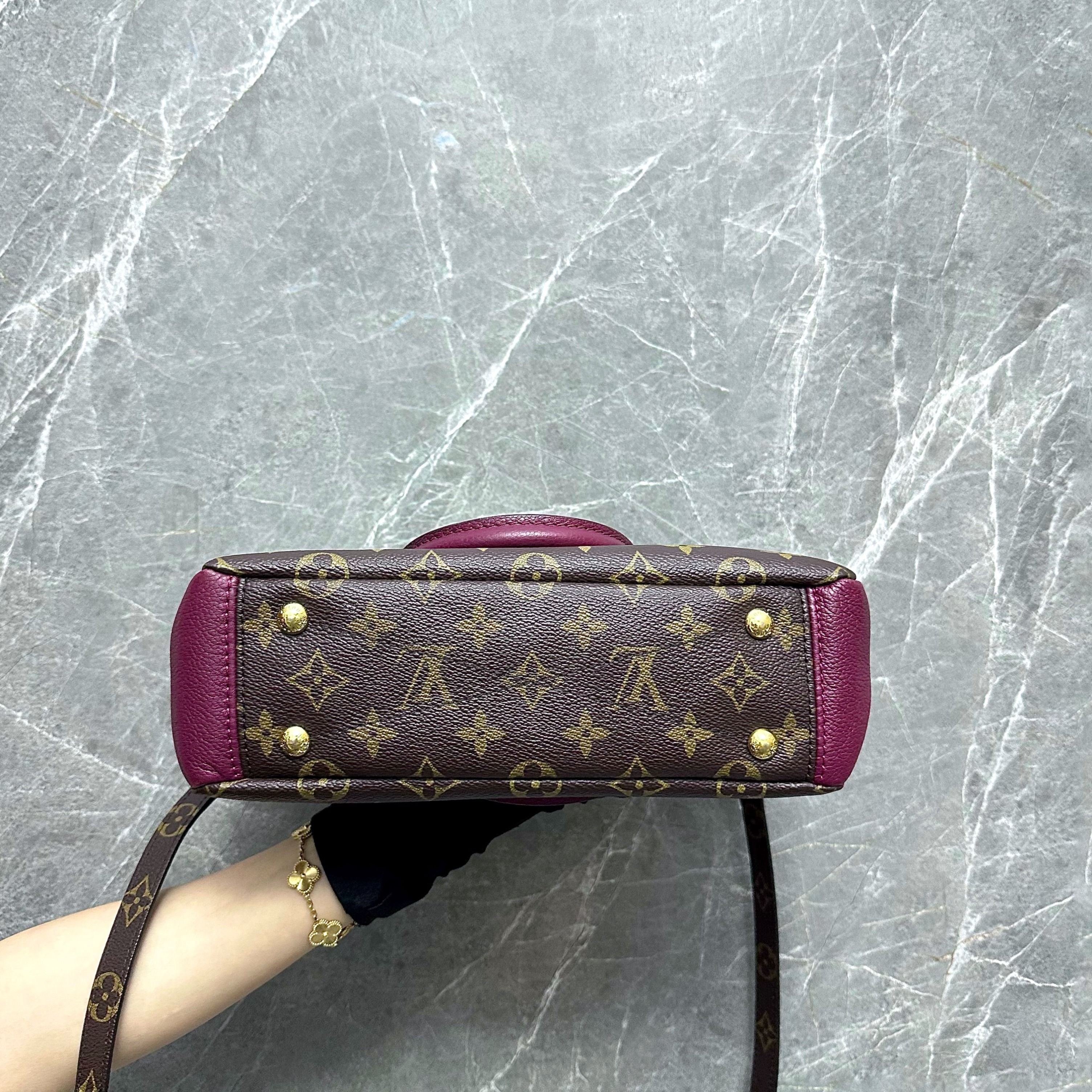 LV Pallas BB Monogram Louis Vuitton Cross Body Bag - Luxury Evermore