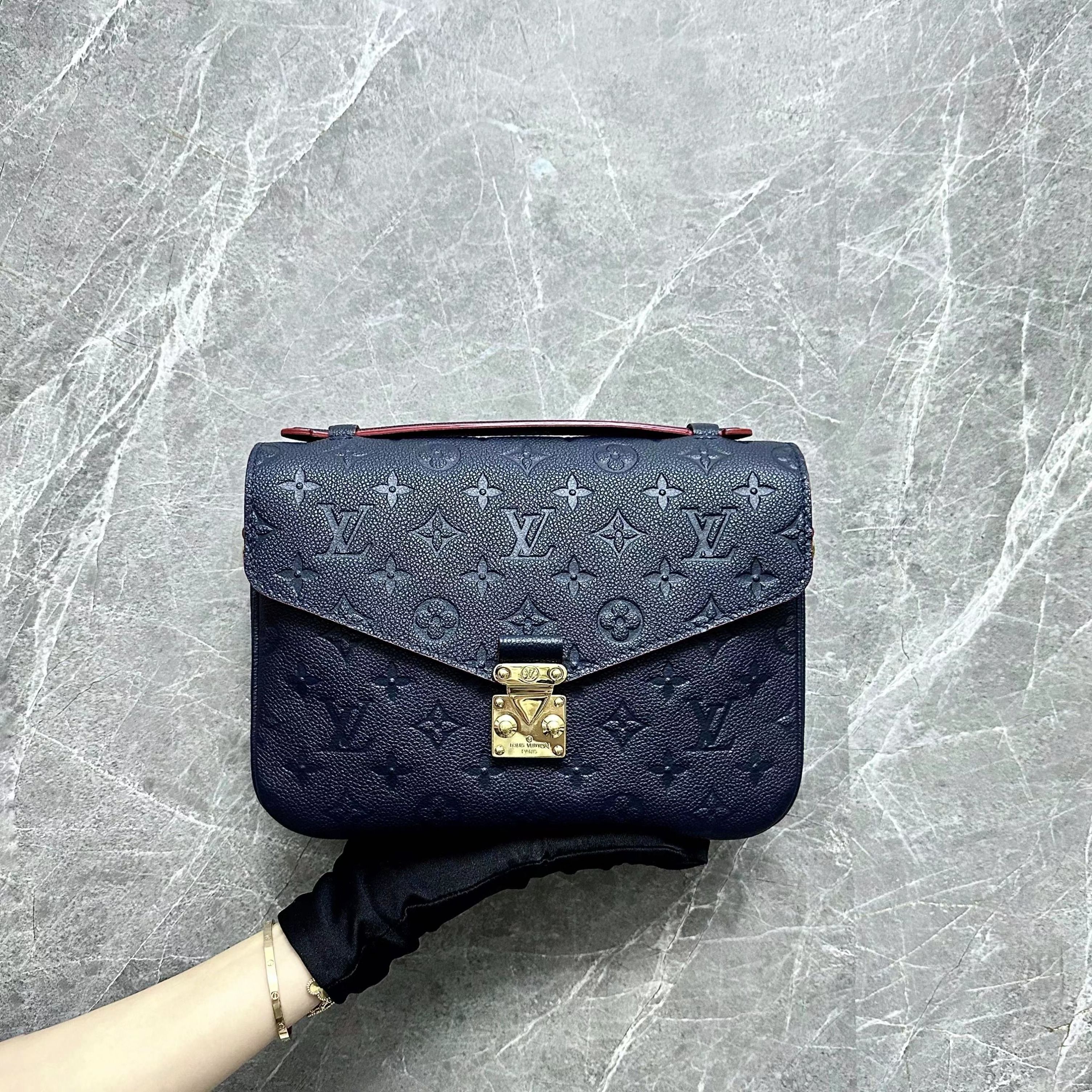 LV Pochette Metis Marine Rogue Calfskin Louis Vuitton - Luxury Evermore