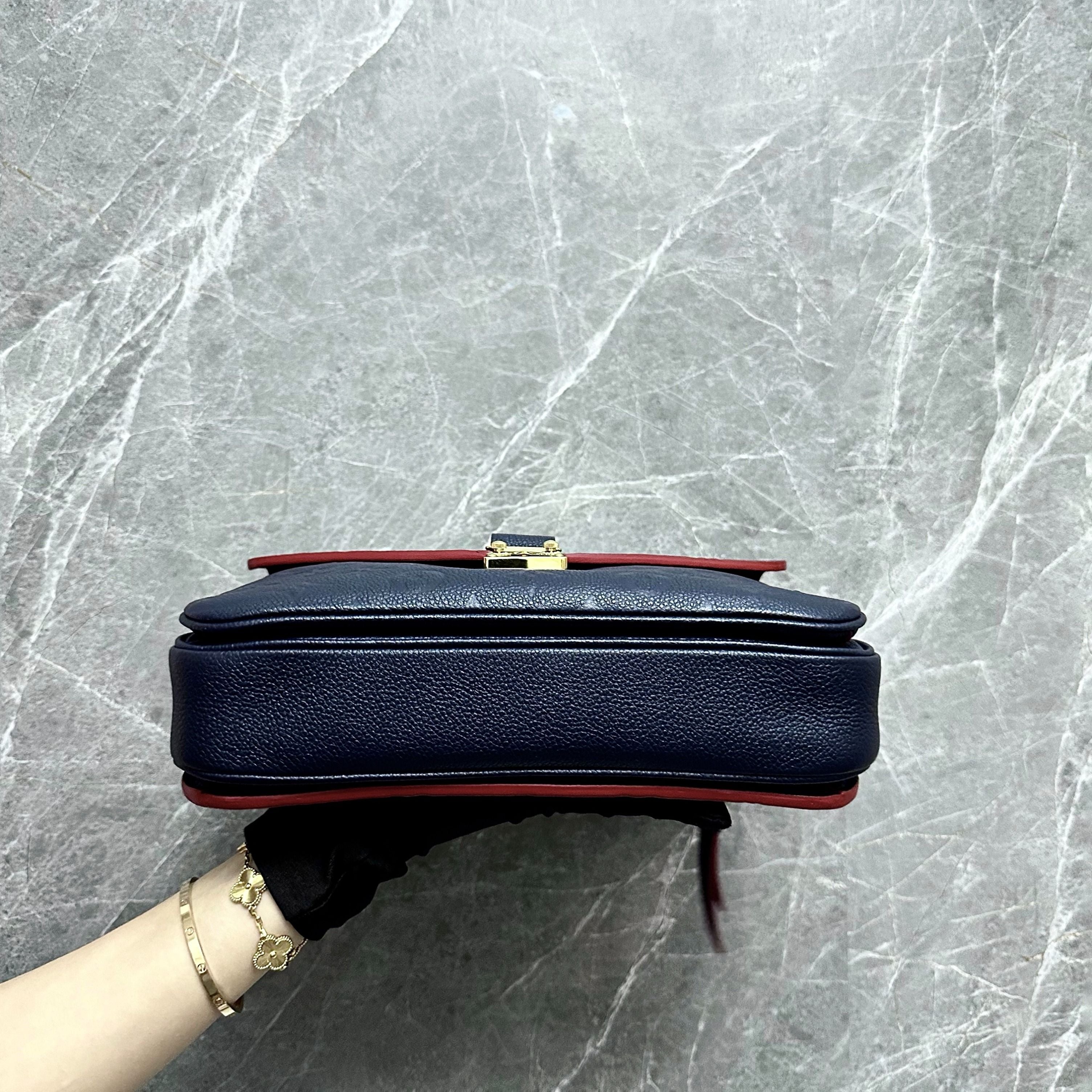 LV Pochette Metis Marine Rogue Calfskin Louis Vuitton - Luxury Evermore