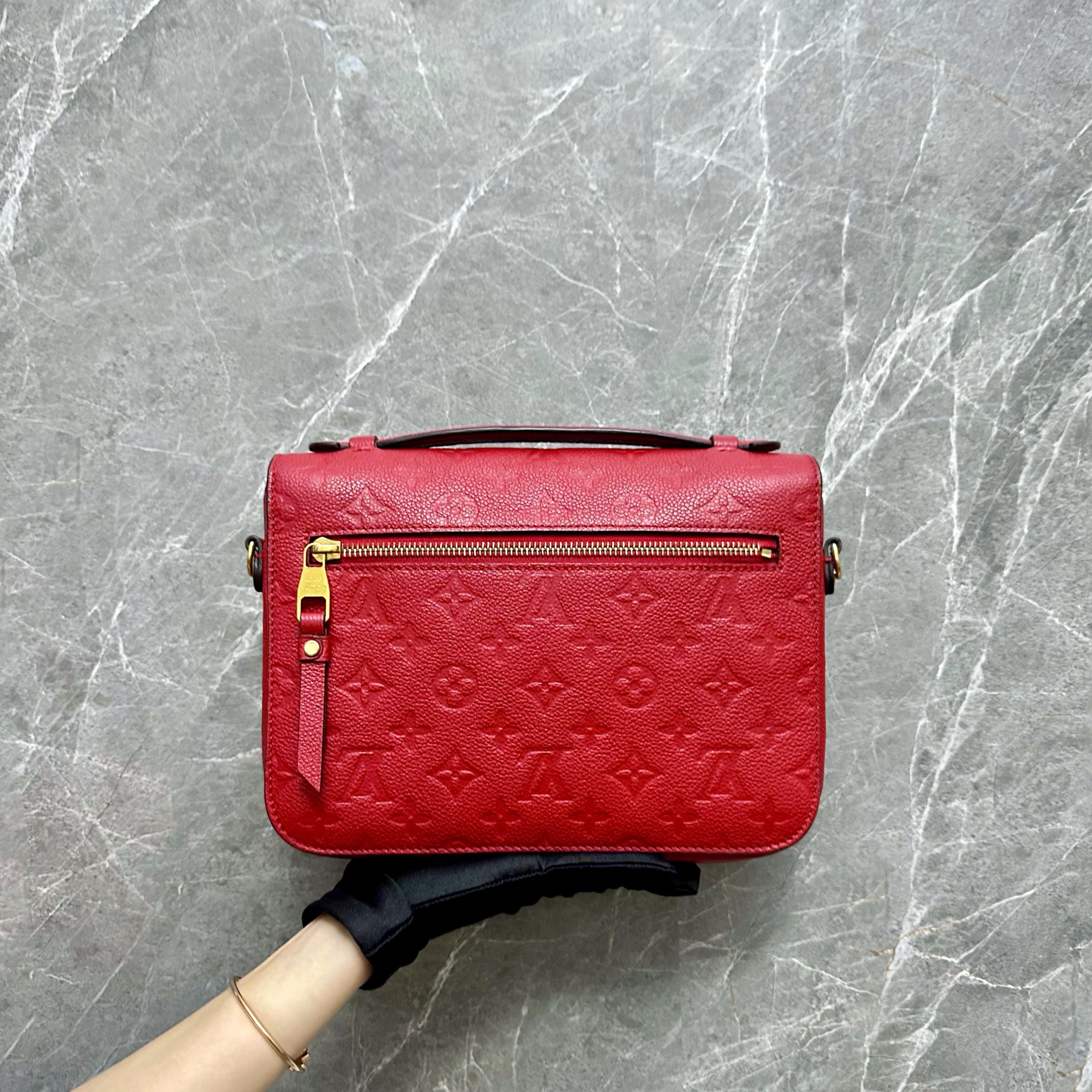 LV Pochette Metis Red Scarlet Calfskin - Luxury Evermore