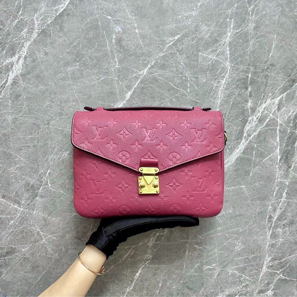 LV Pochette Metis Rose Pink Calfskin Leather - Luxury Evermore