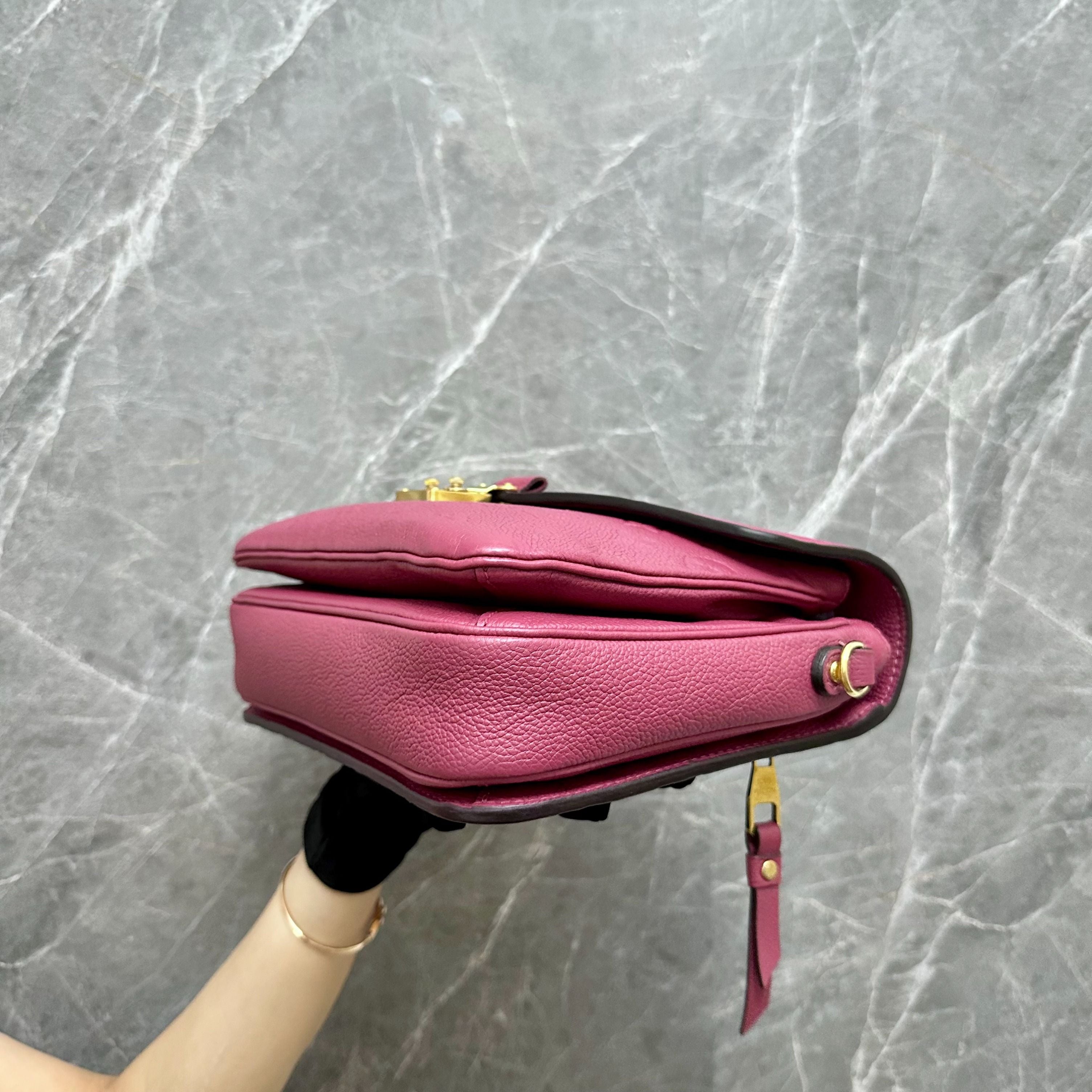 LV Pochette Metis Rose Pink Calfskin Leather - Luxury Evermore