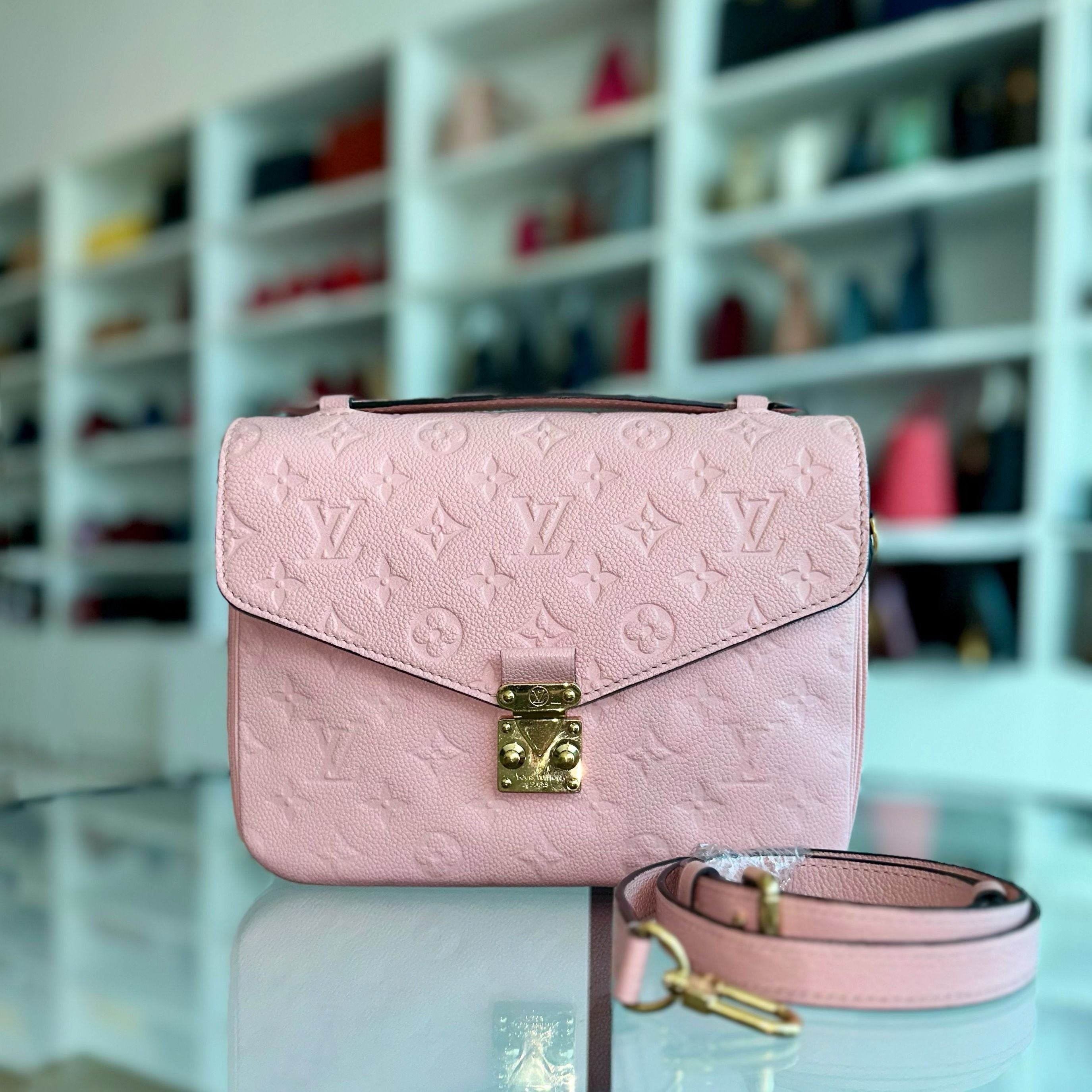 LV Pochette Metis Sakura Pink Calfskin GHW Louis Vuitton - Luxury Evermore