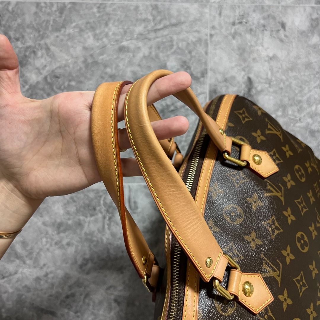 LV Retiro PM Monogram Handbag - Luxury Evermore