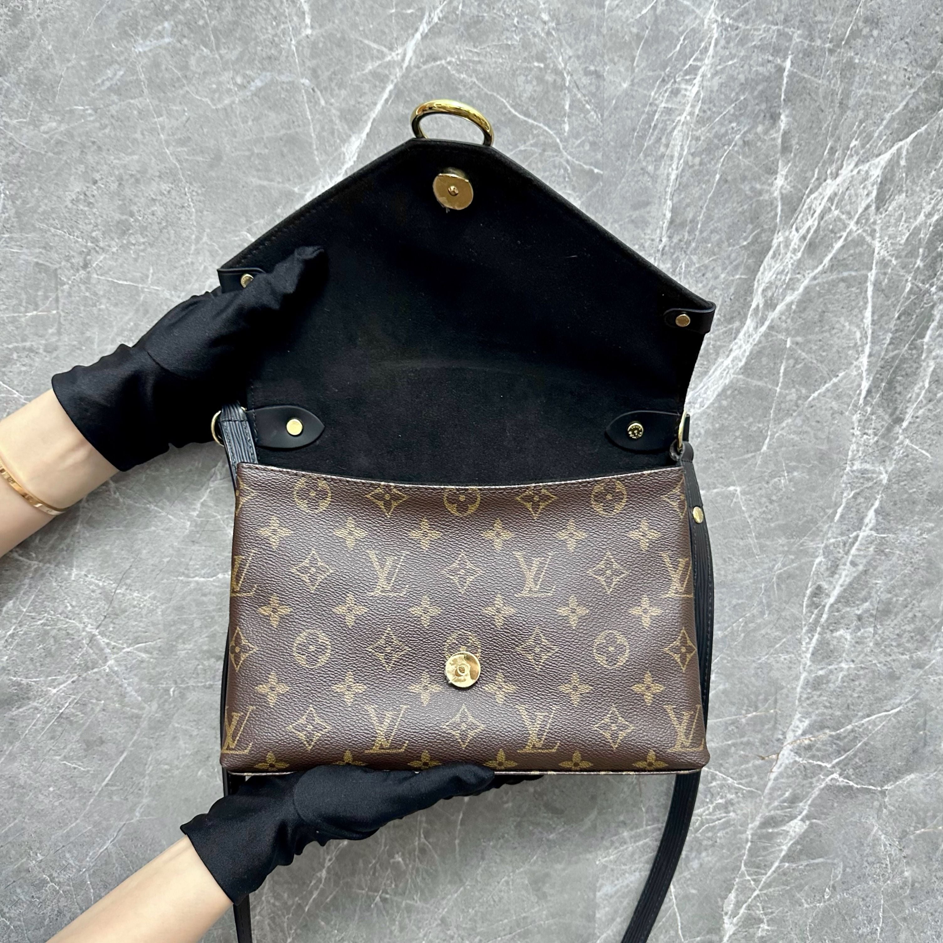 LV Saint Michel Monogram Black Louis Vuitton - Luxury Evermore