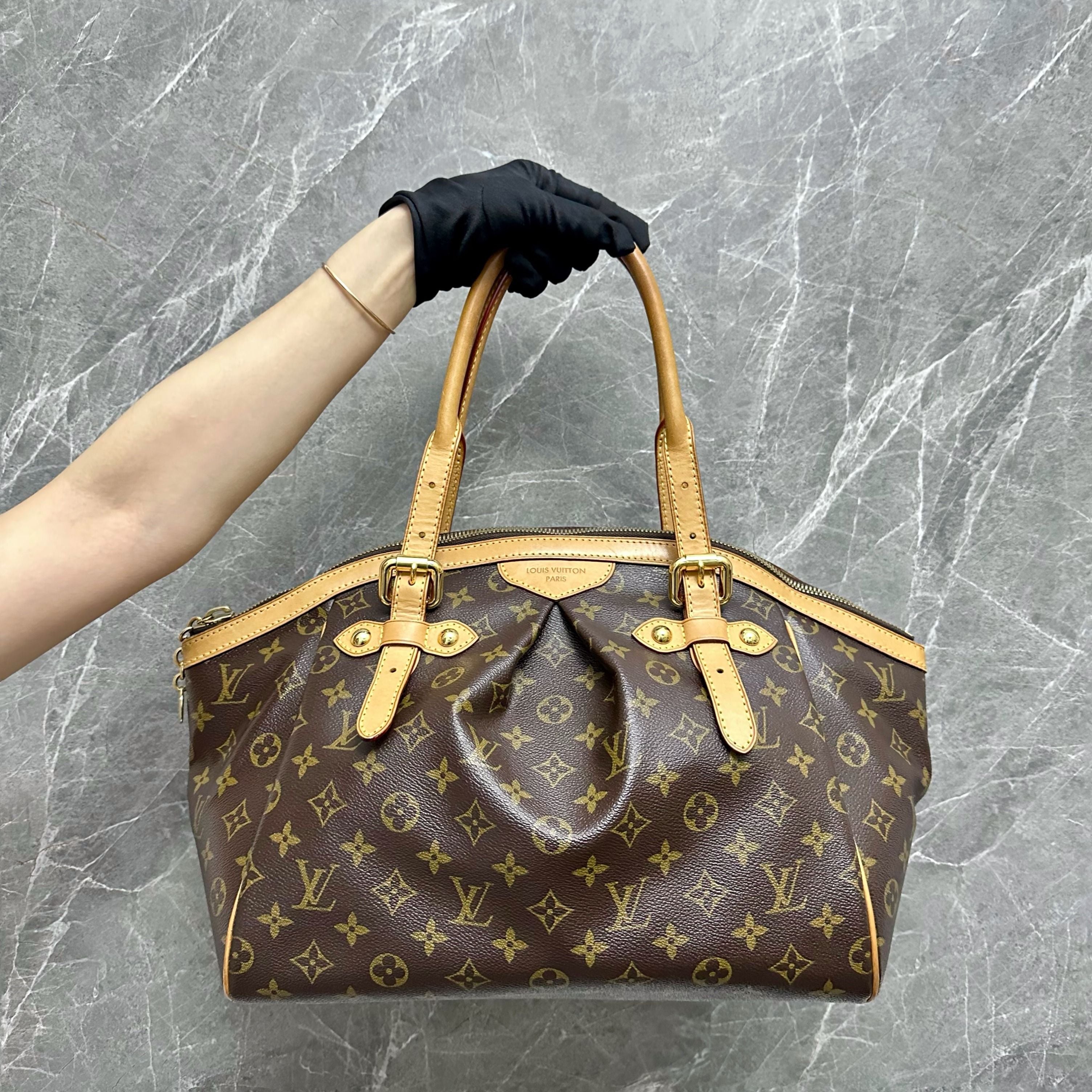 LV Tivoli PM Monogram Louis Vuitton - Luxury Evermore