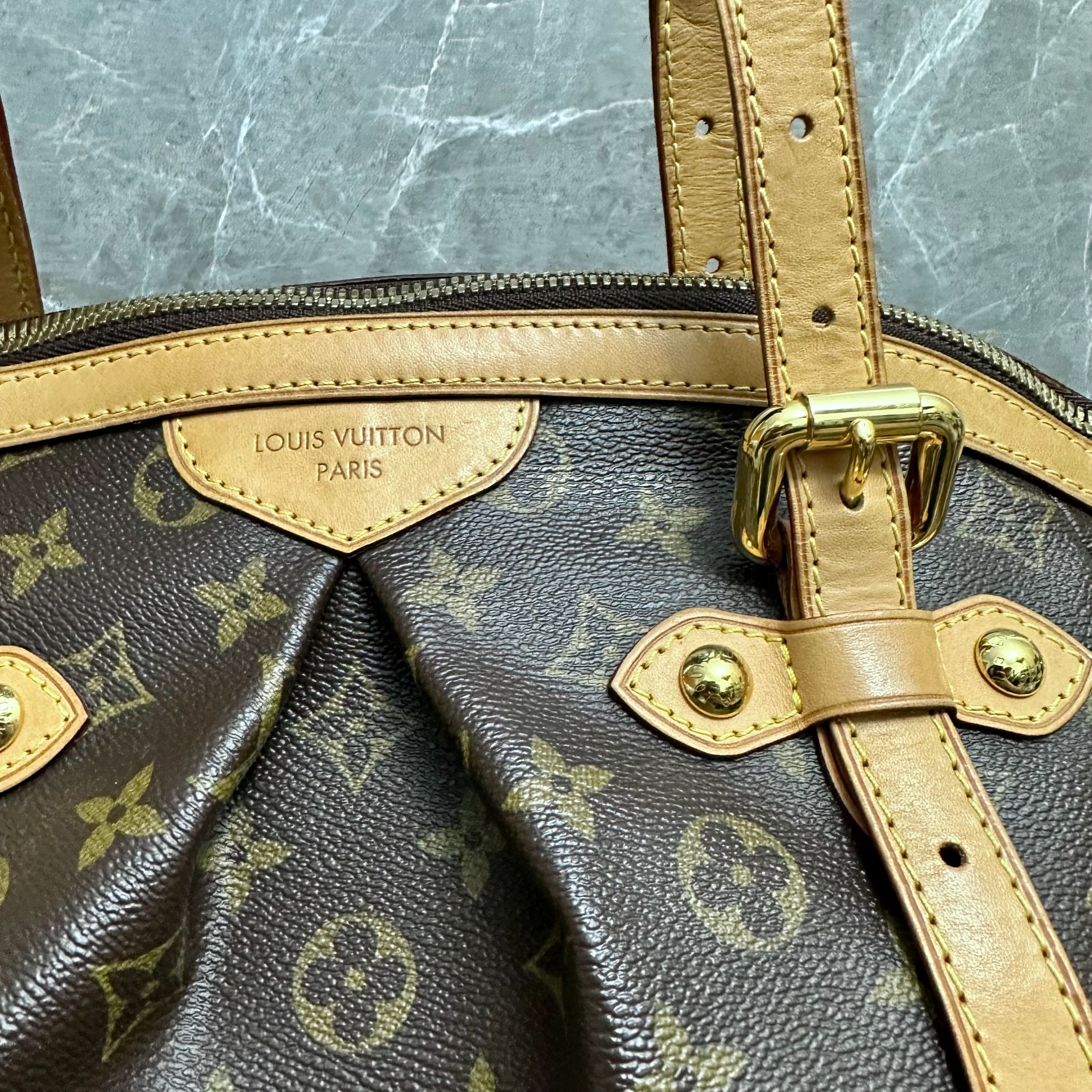 LV Tivoli PM Monogram Louis Vuitton - Luxury Evermore