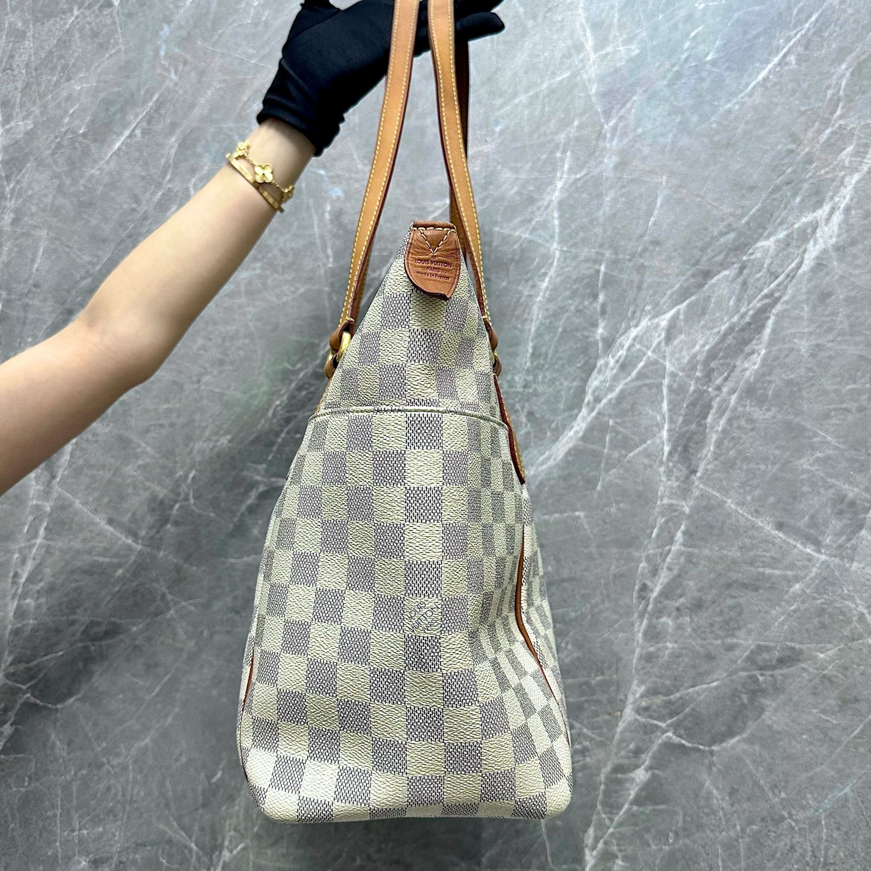 LV Totally MM Damier Azuer Tote Bag in Canvas - Luxury Evermore